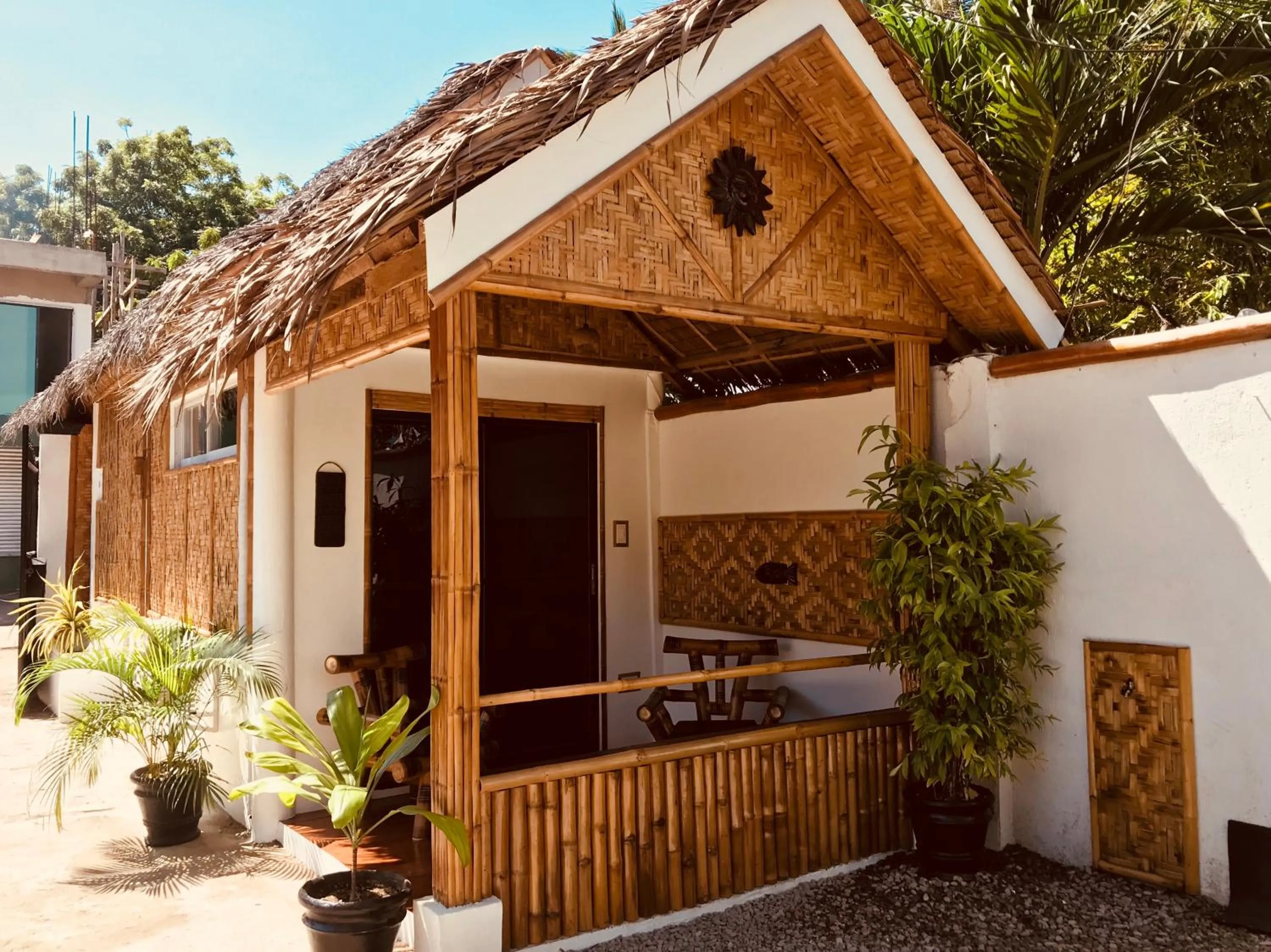 Facade/entrance in Everyday Sunday Formerly Carl's Island Inn