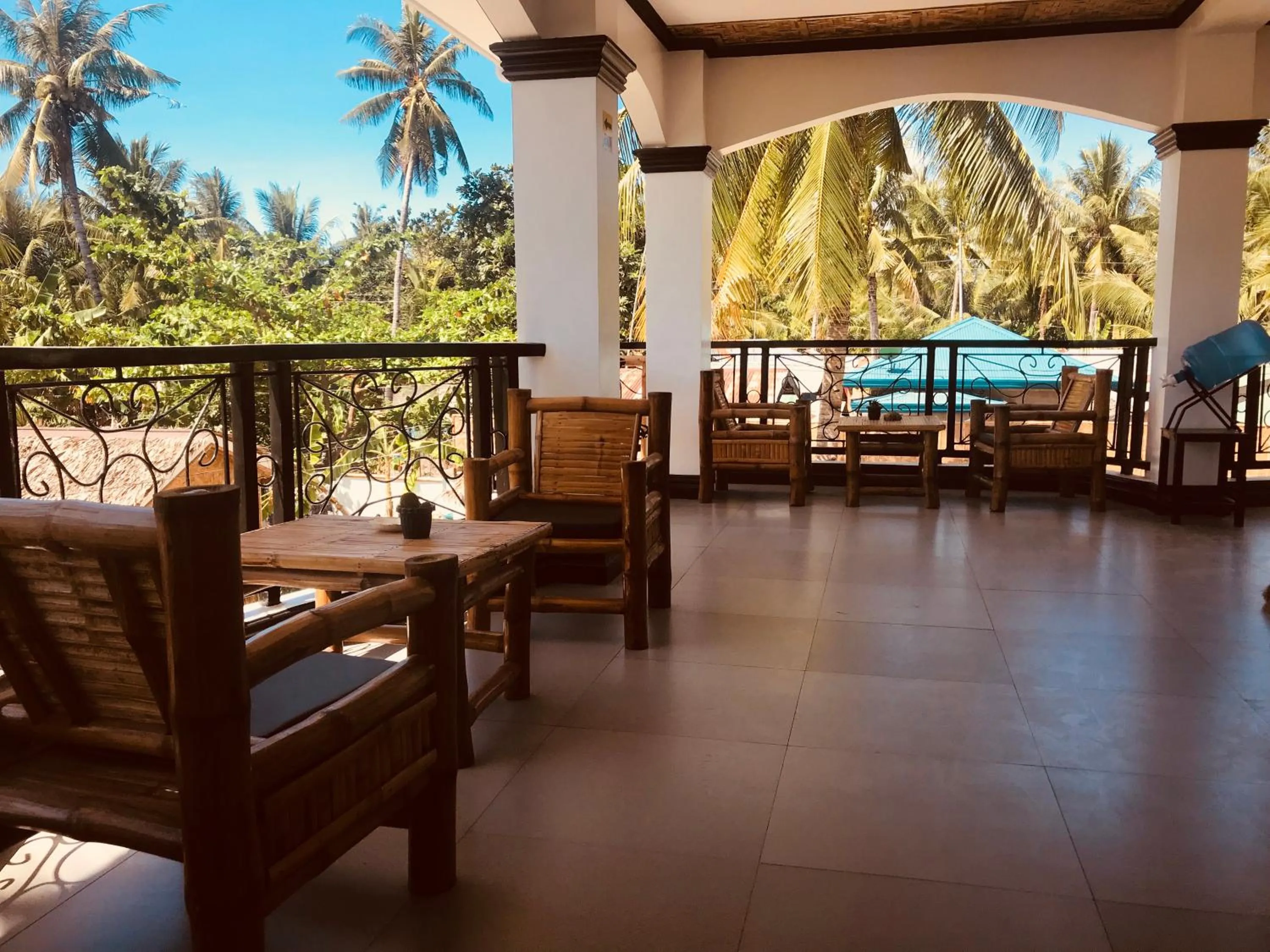 Balcony/Terrace in Everyday Sunday Formerly Carl's Island Inn