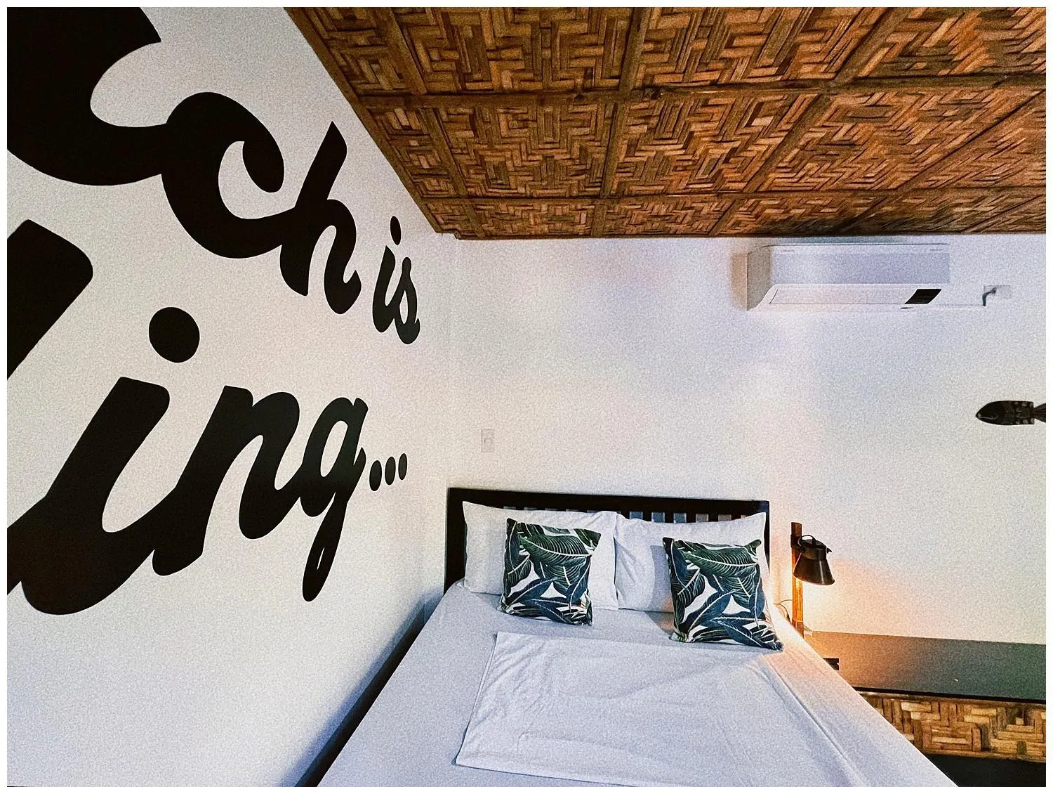 Bedroom, Bed in Everyday Sunday Formerly Carl's Island Inn