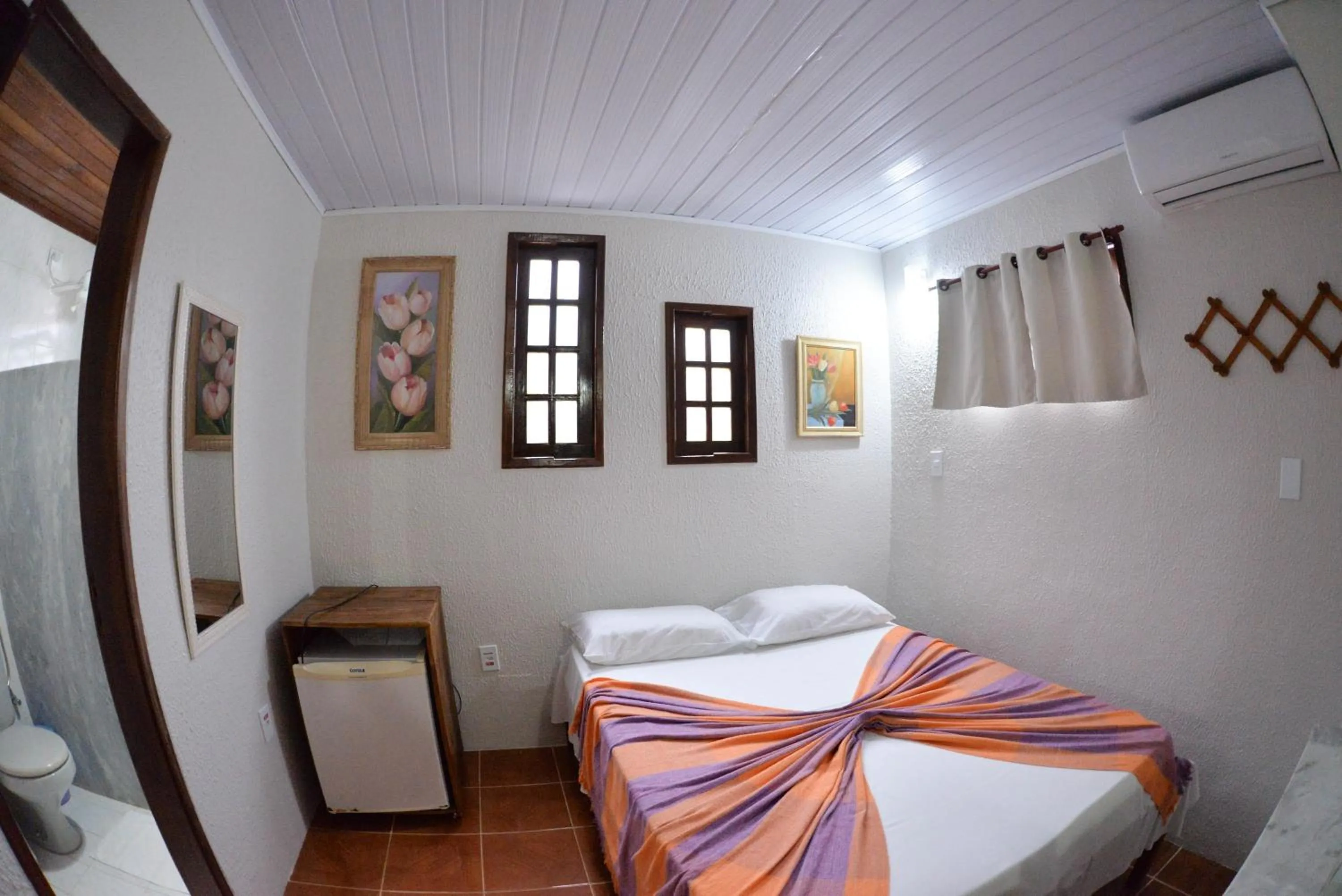 Photo of the whole room, Bed in Pousada A Flor da Terra