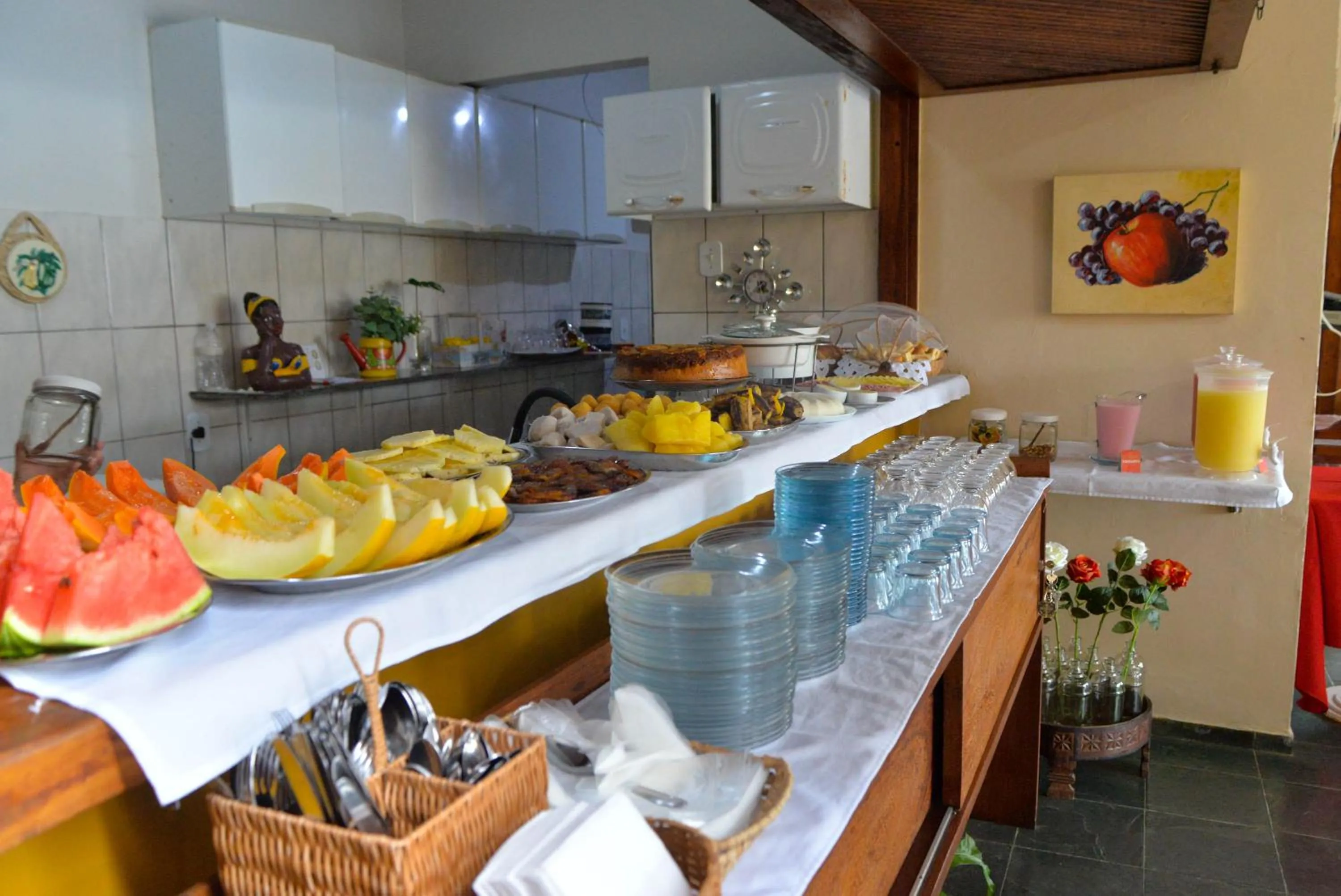 Buffet breakfast in Pousada A Flor da Terra