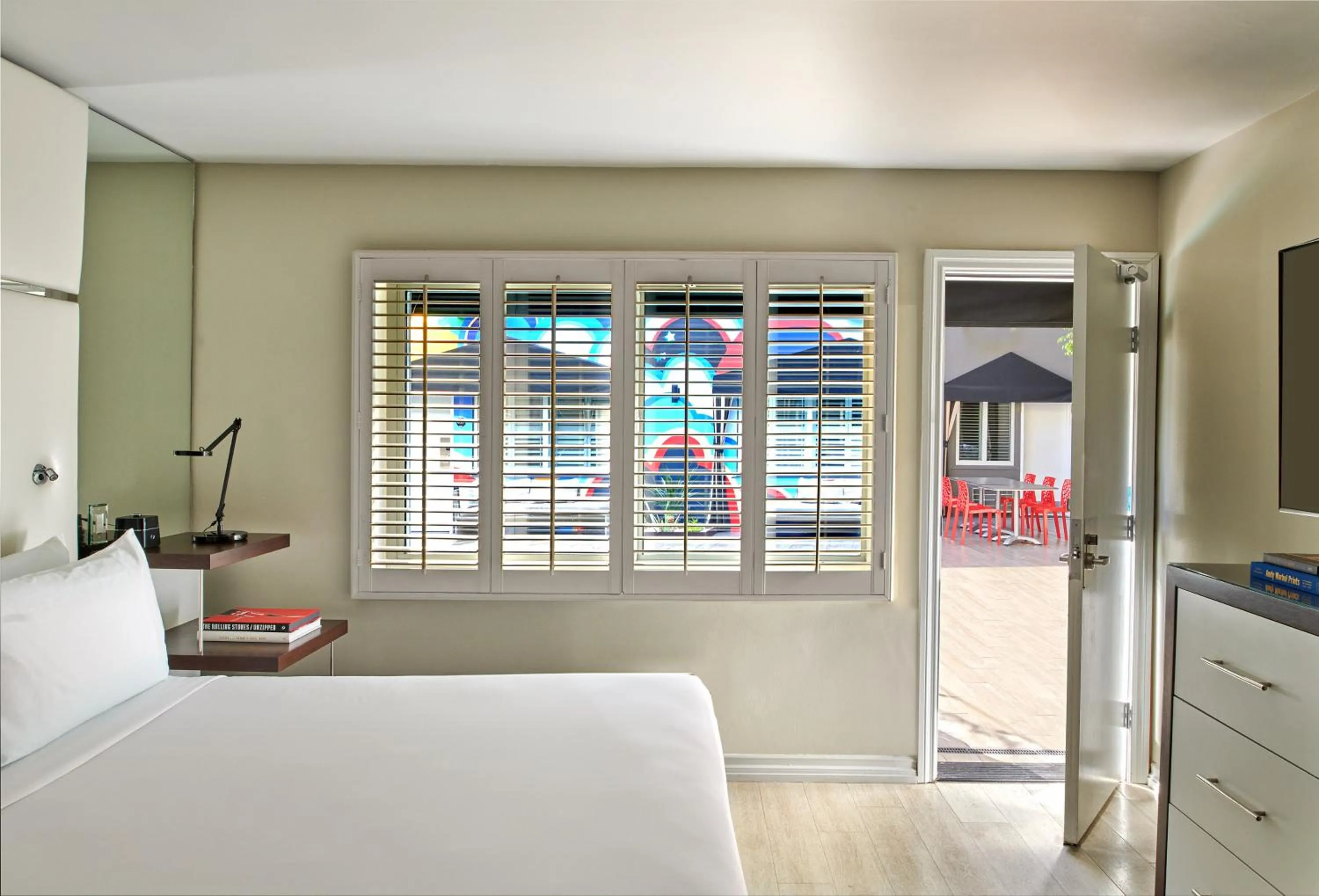 Photo of the whole room, Bed in Hotel Ziggy On Sunset