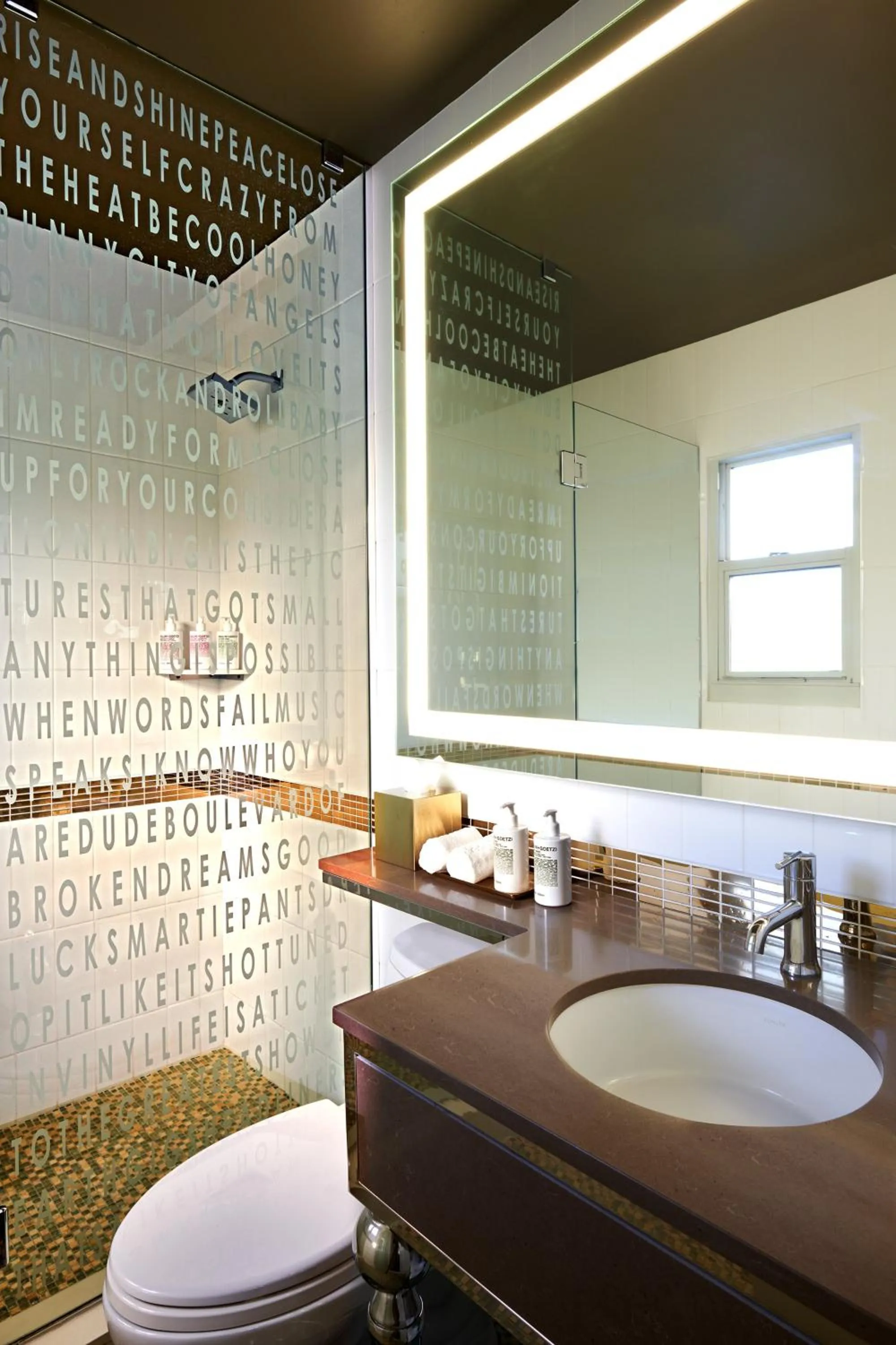 Bathroom in Hotel Ziggy On Sunset