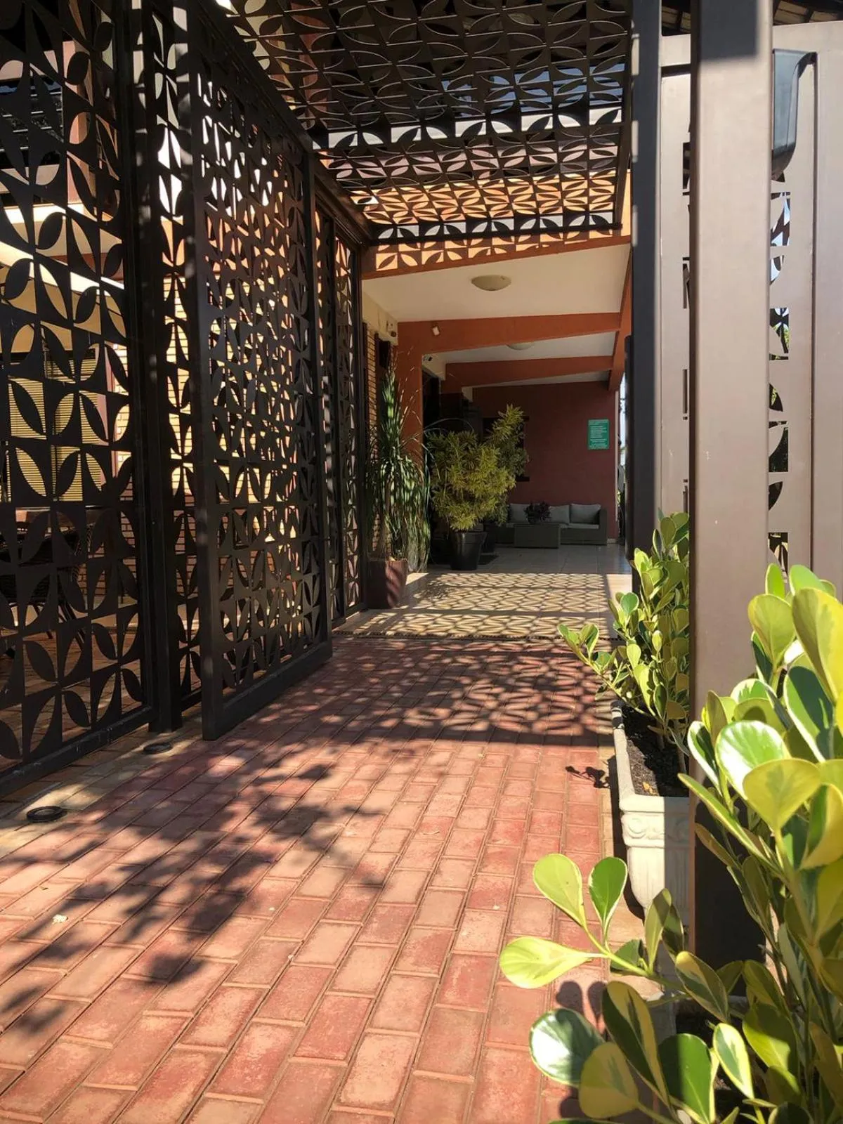 Property building in Hotel das Palmeiras