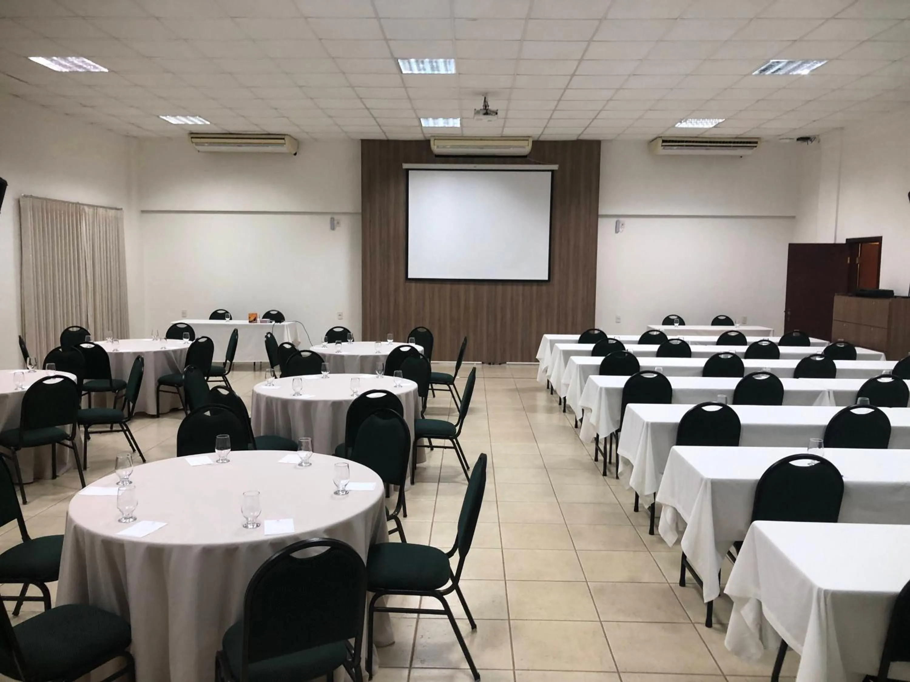 Banquet/Function facilities in Hotel das Palmeiras