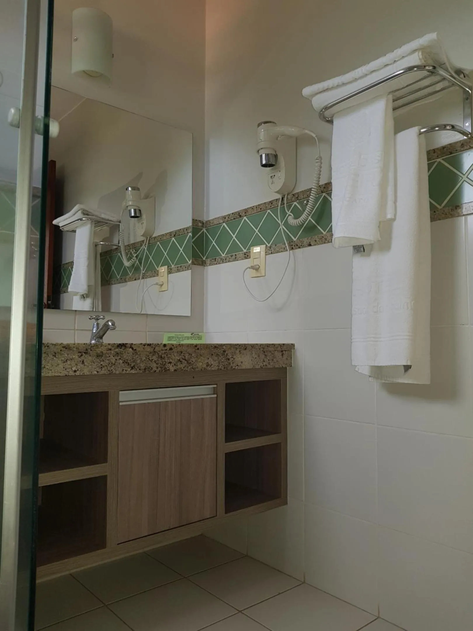 Bathroom in Hotel das Palmeiras