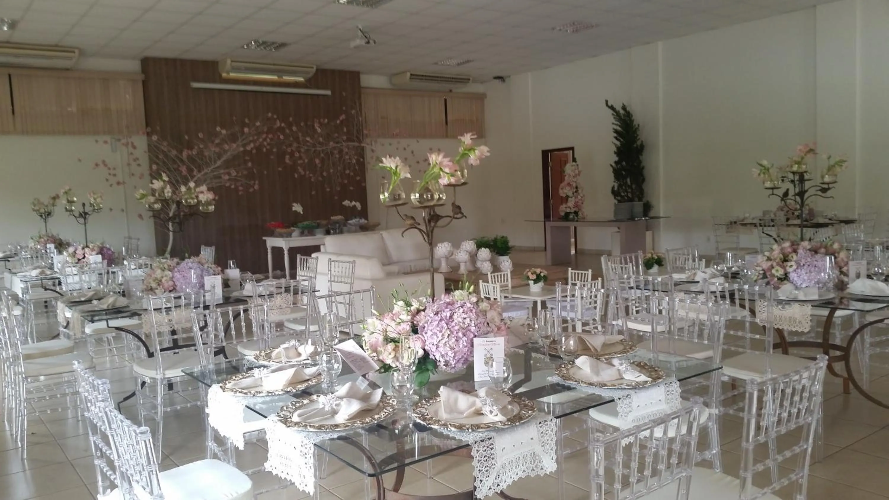 Property building in Hotel das Palmeiras