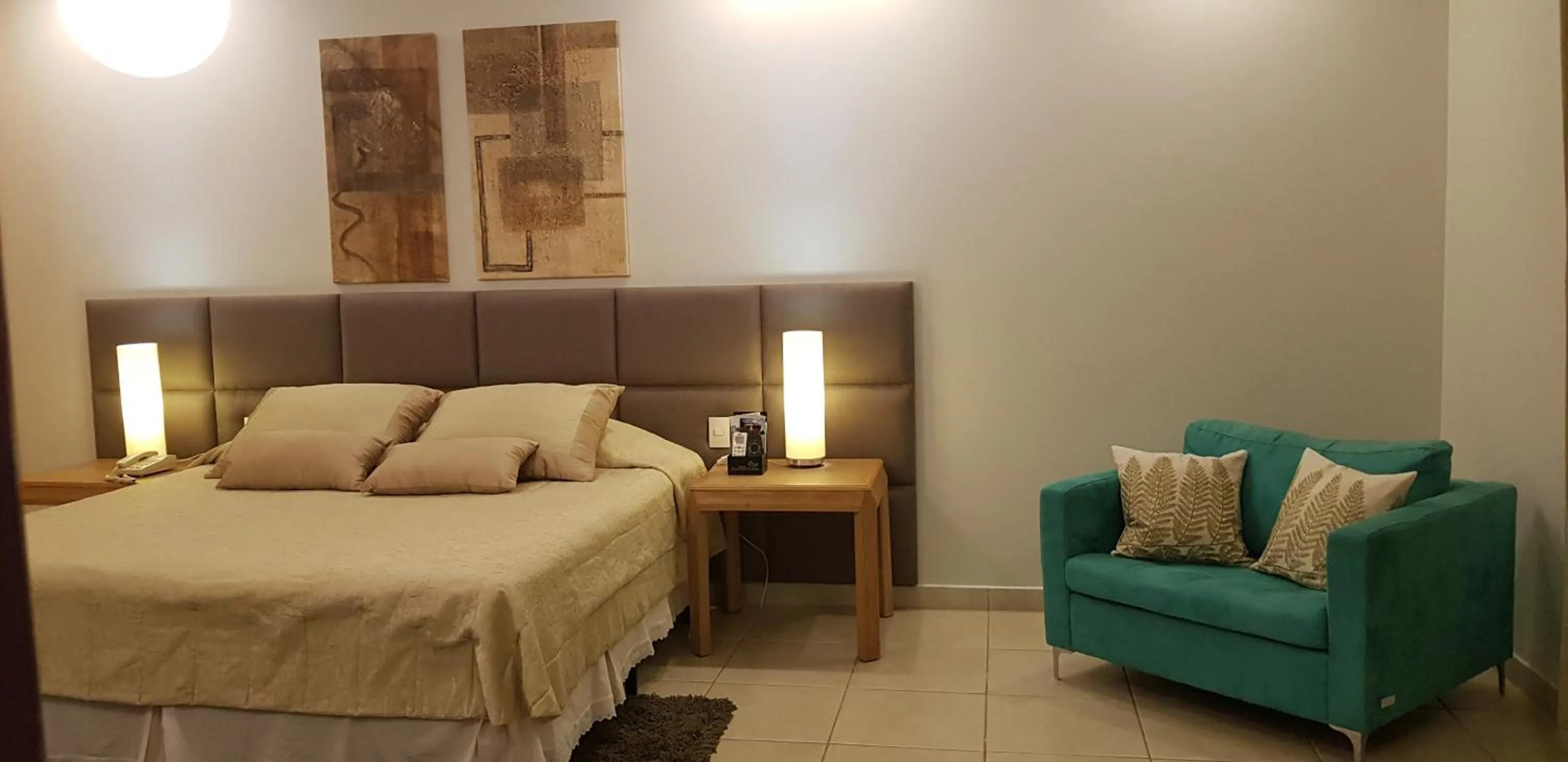 Bed in Hotel das Palmeiras