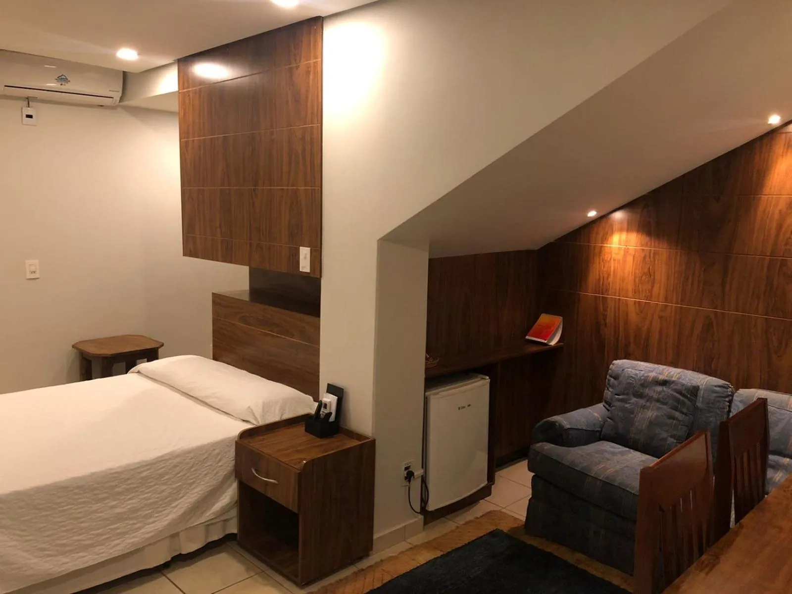 Bedroom, Bed in Hotel das Palmeiras