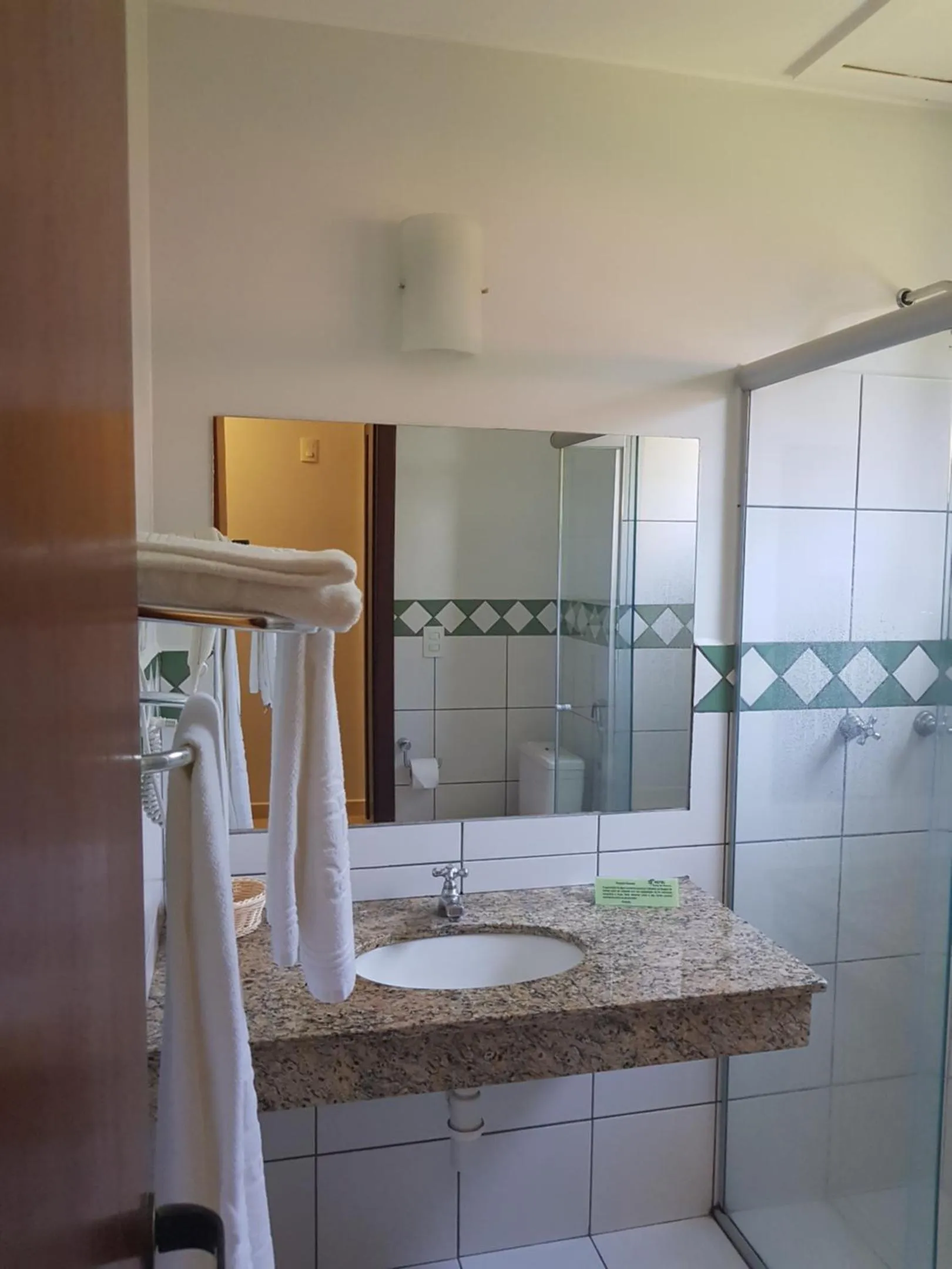 Toilet in Hotel das Palmeiras