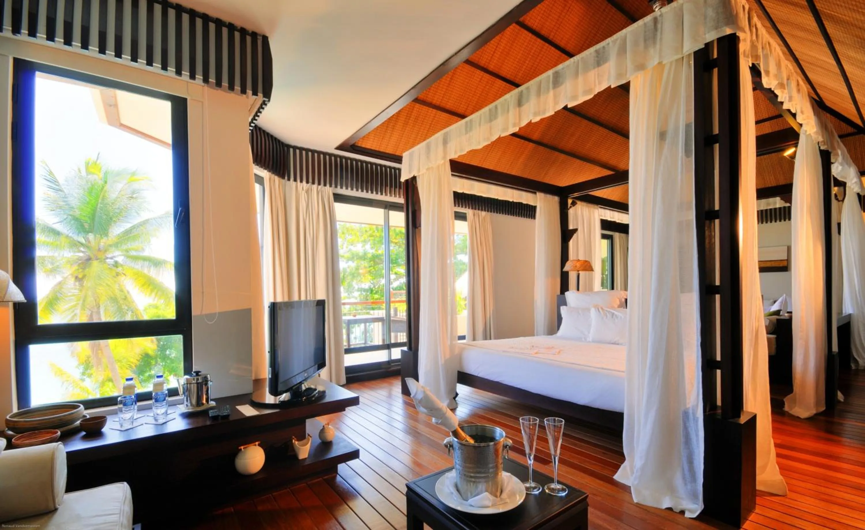 Photo of the whole room in Le Cardinal Exclusive Resort