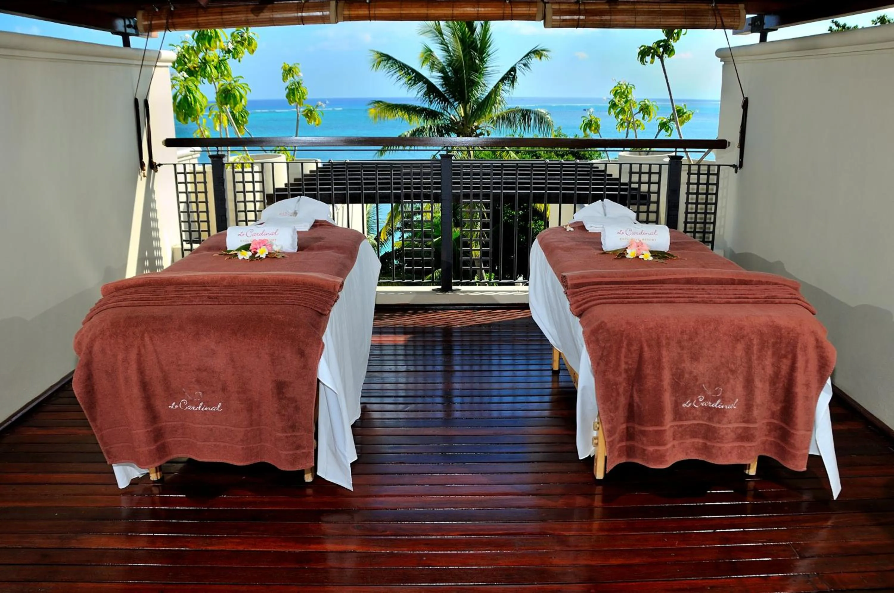 Massage in Le Cardinal Exclusive Resort