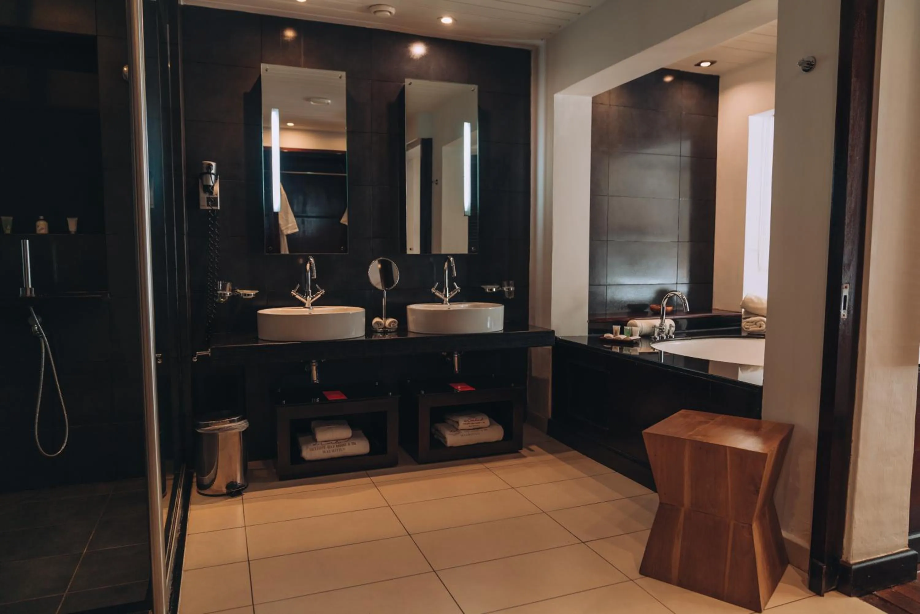 Le Cardinal Exclusive Resort