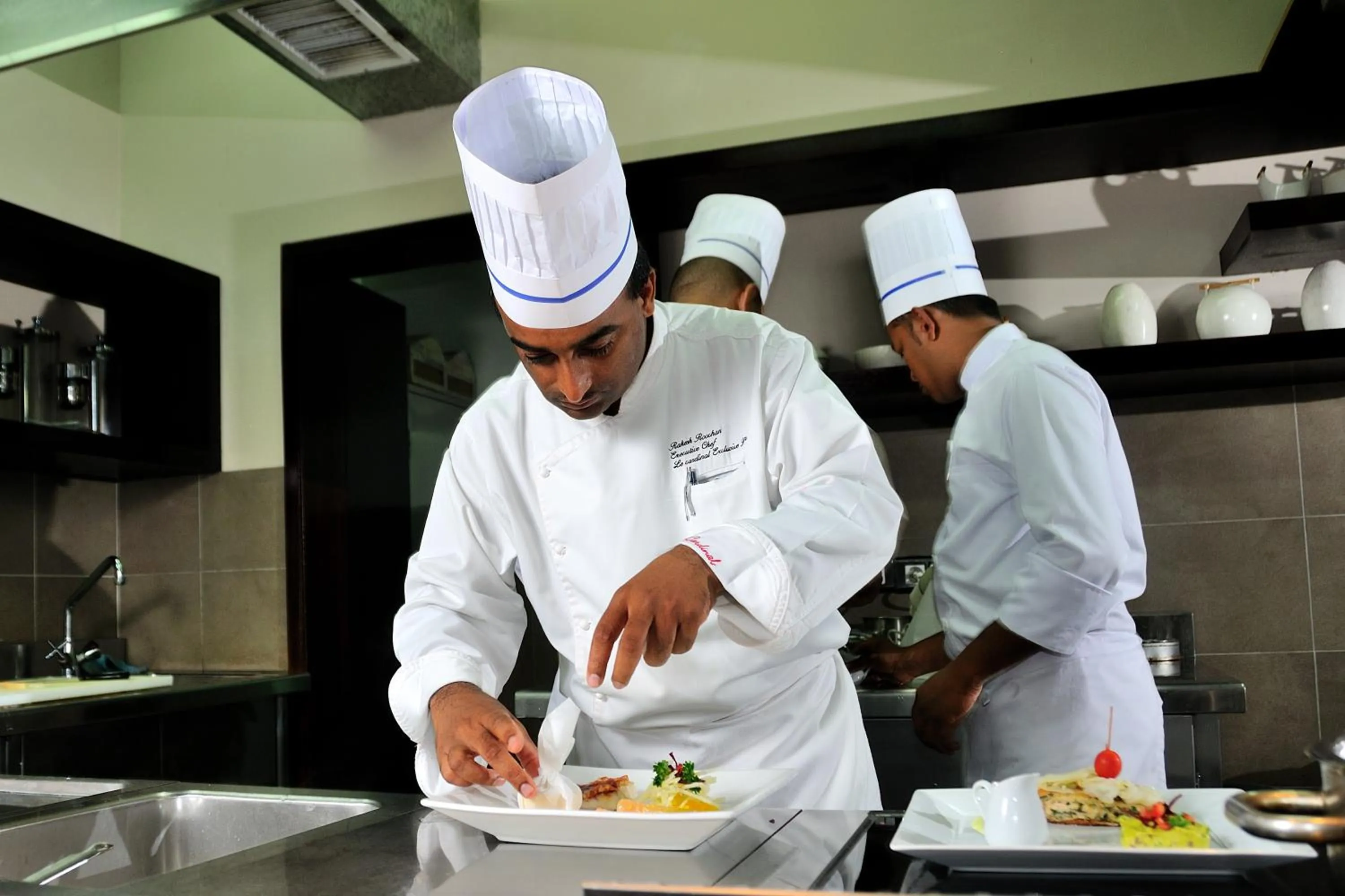 Restaurant/places to eat in Le Cardinal Exclusive Resort