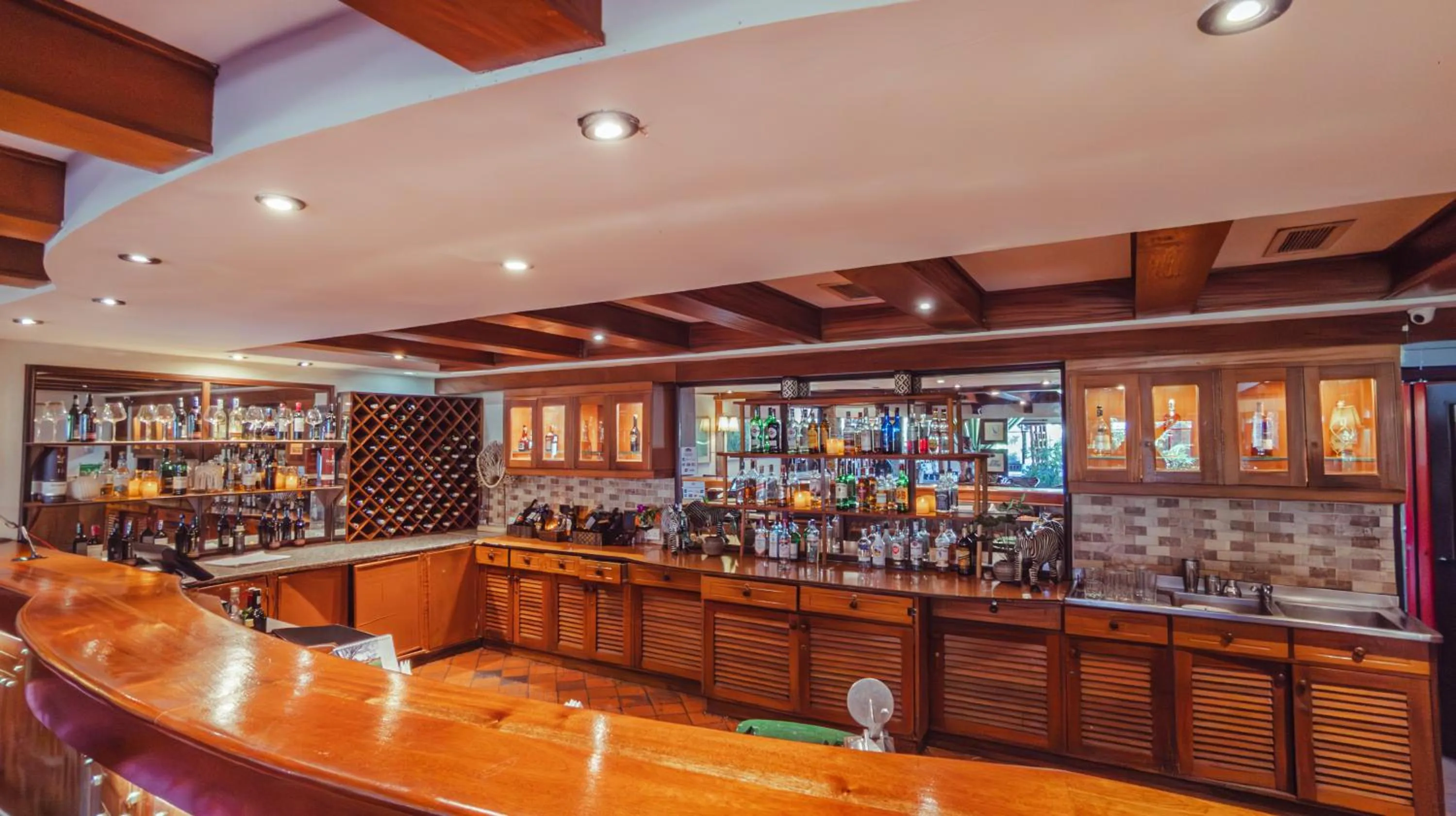 Lounge or bar in Muthu Keekorok Lodge, Maasai Mara, Narok