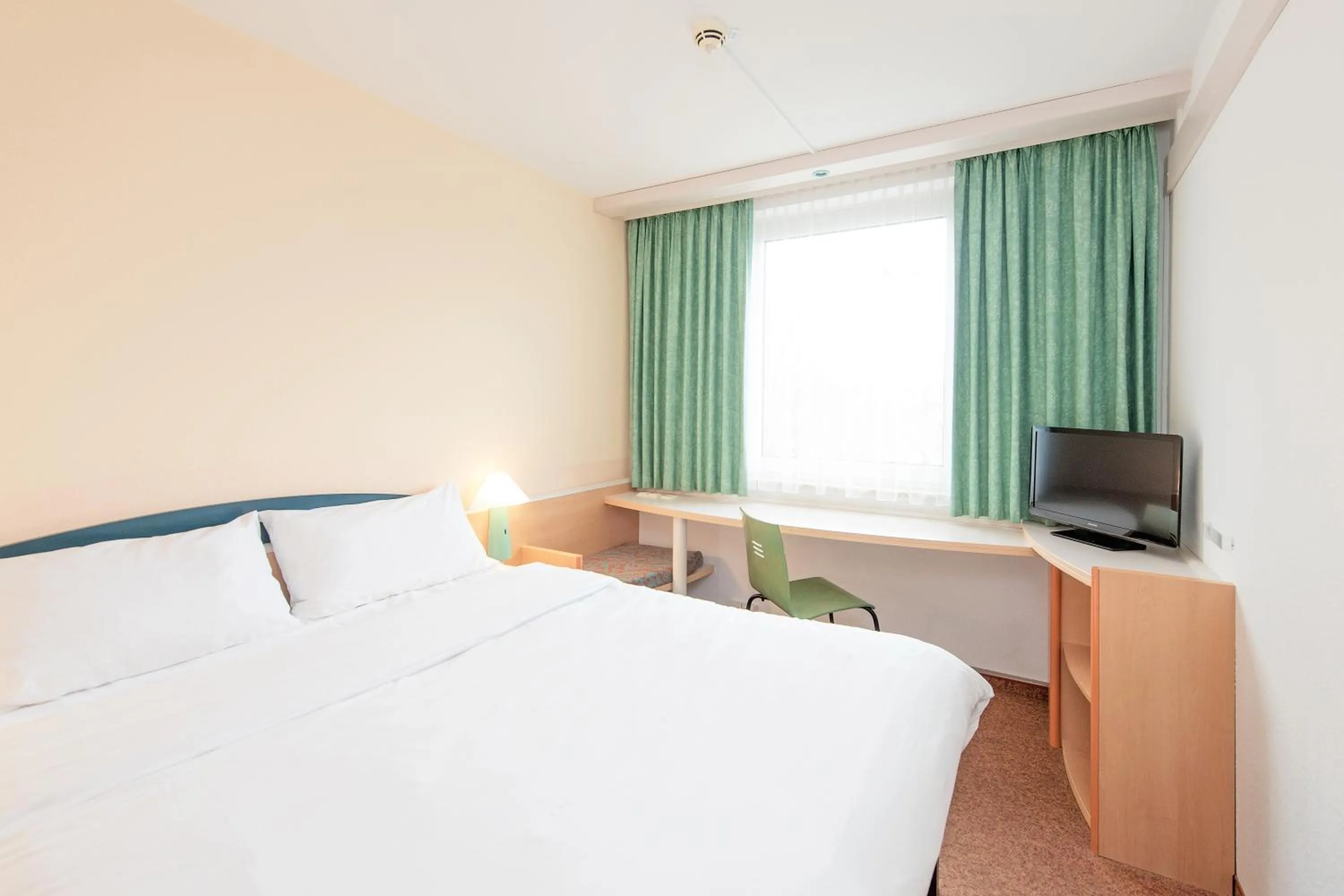 TV and multimedia, Bed in ibis Paderborn City