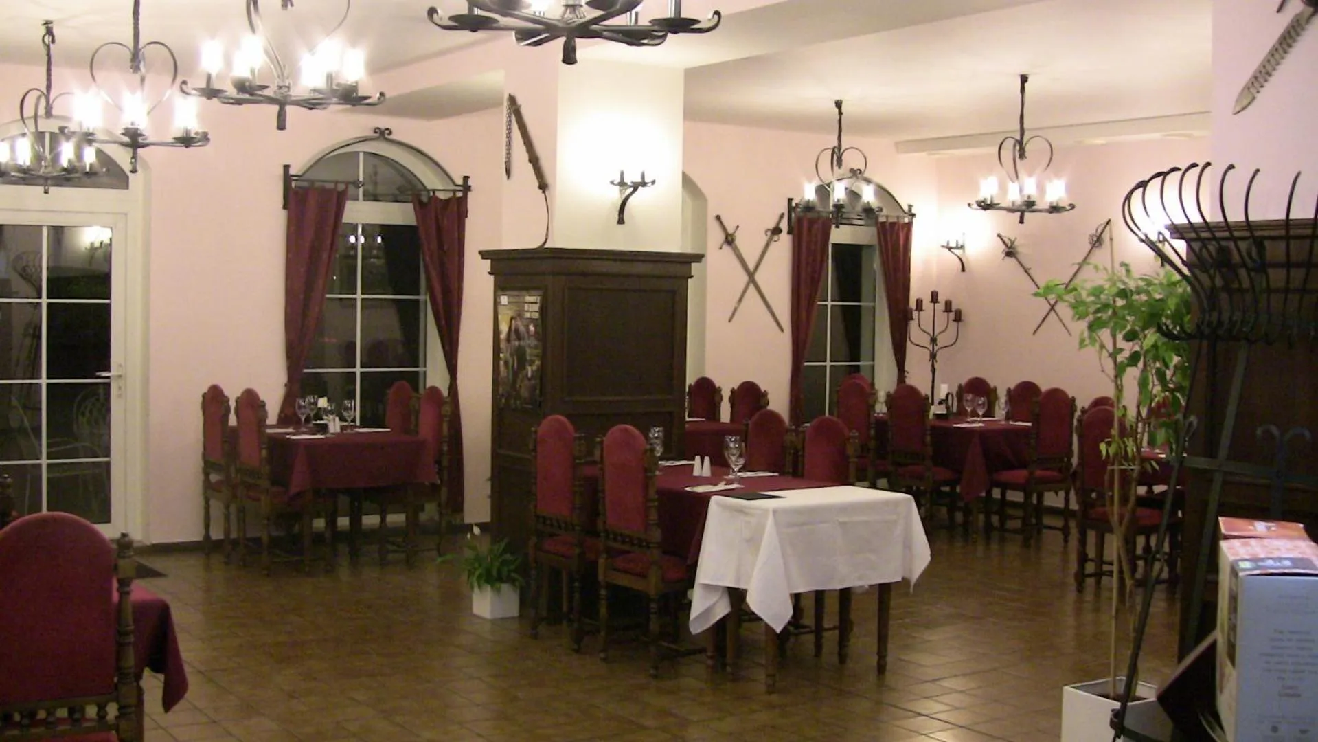 Restaurant/places to eat in Valdštejn