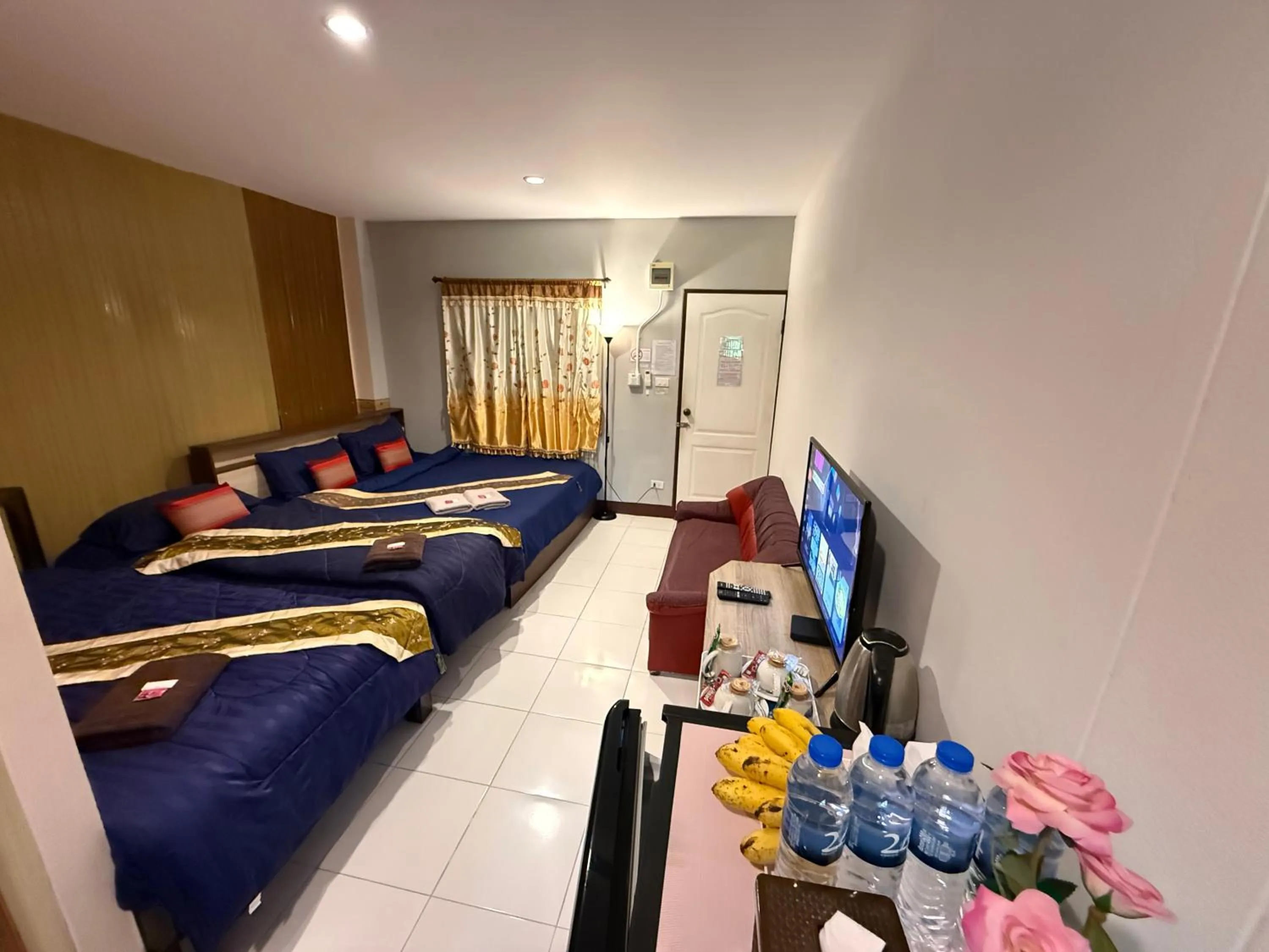 Bed in Sandee Place Mountain View Hotel โรงแรมแสนดีเพลส เมาเท่นวิว จอมทอง