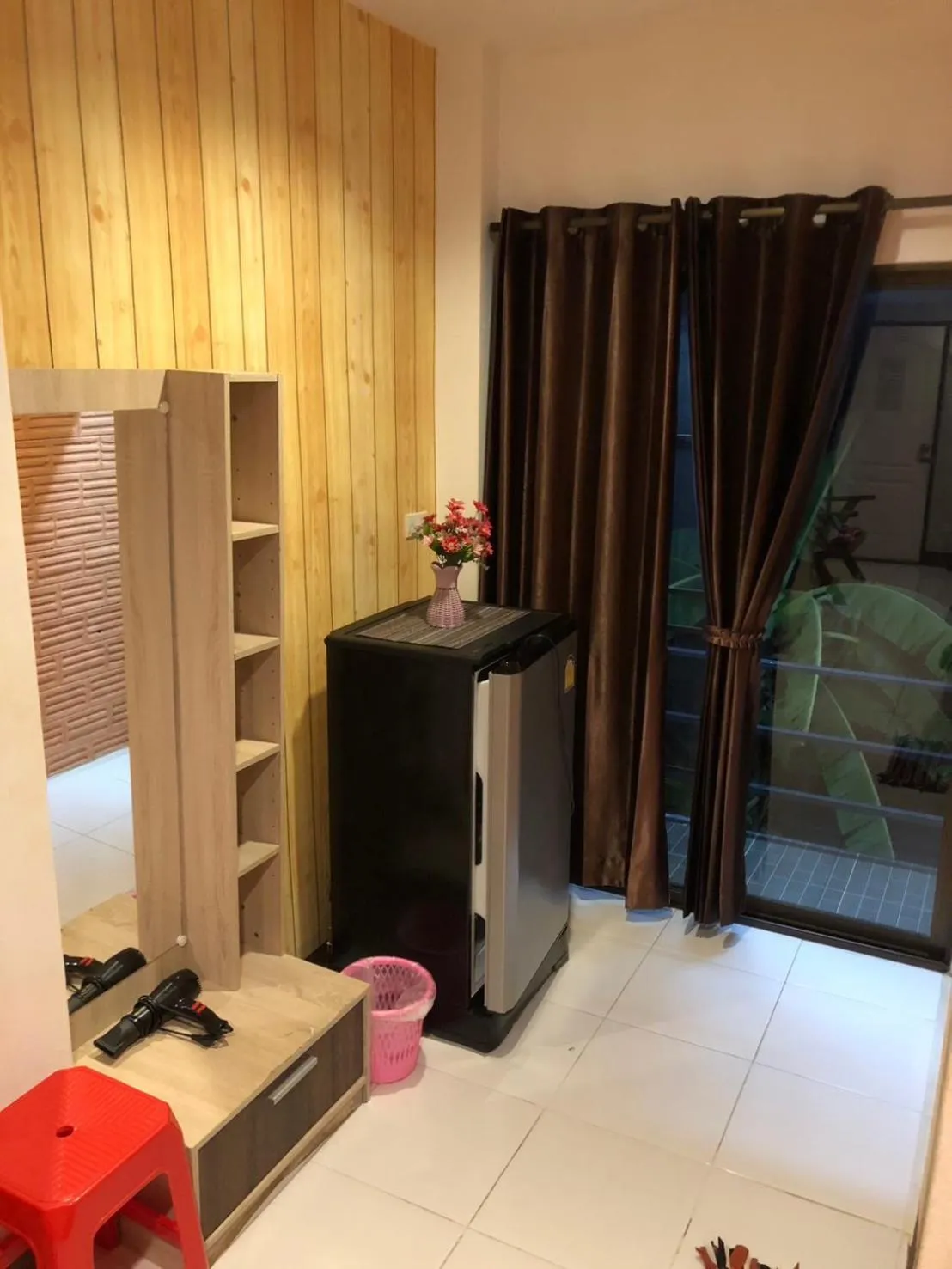 โรงแรมแสนดีเพลส เมาเท่นวิว จอมทอง