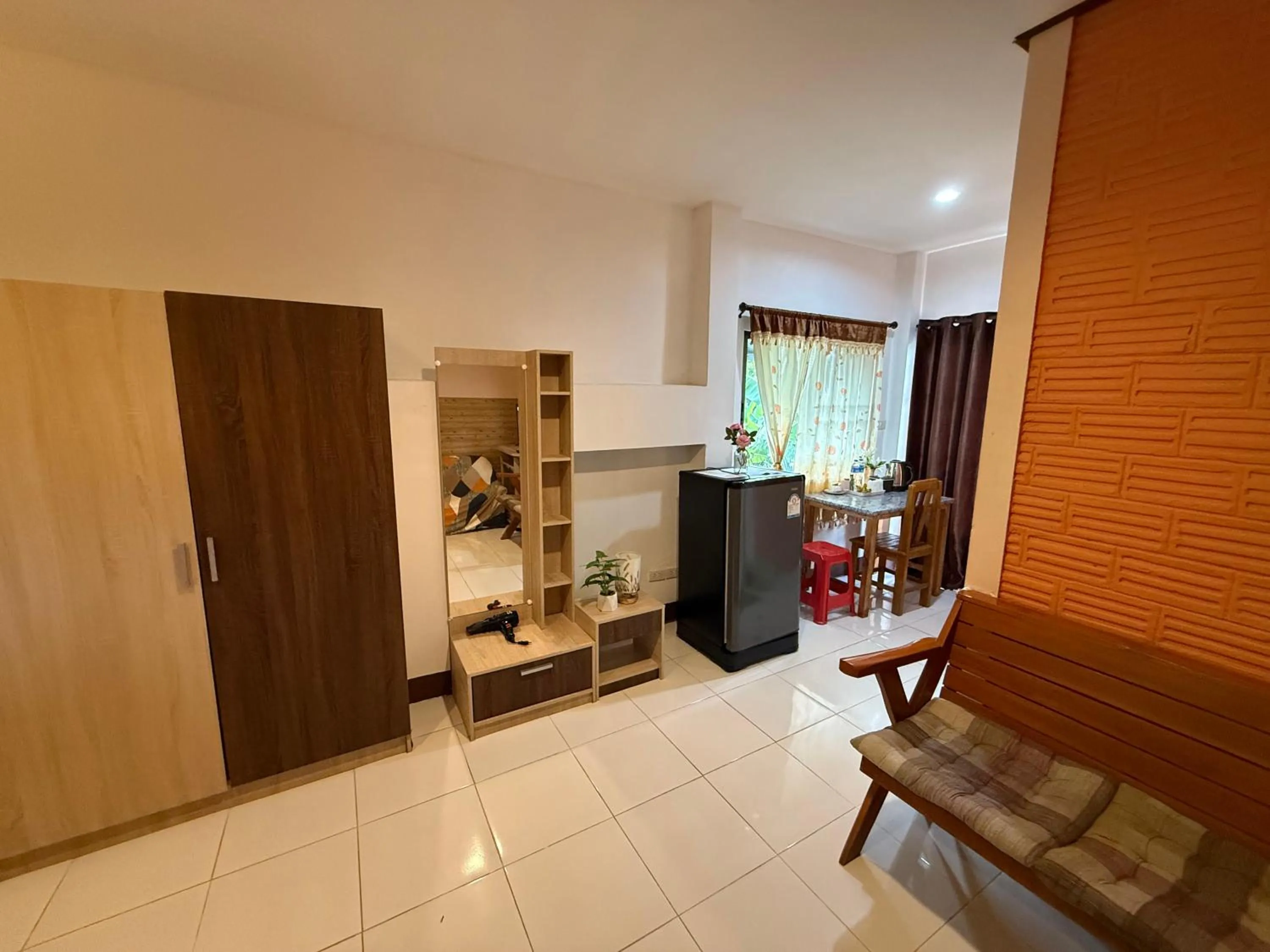 Sandee Place Mountain View Hotel โรงแรมแสนดีเพลส เมาเท่นวิว จอมทอง