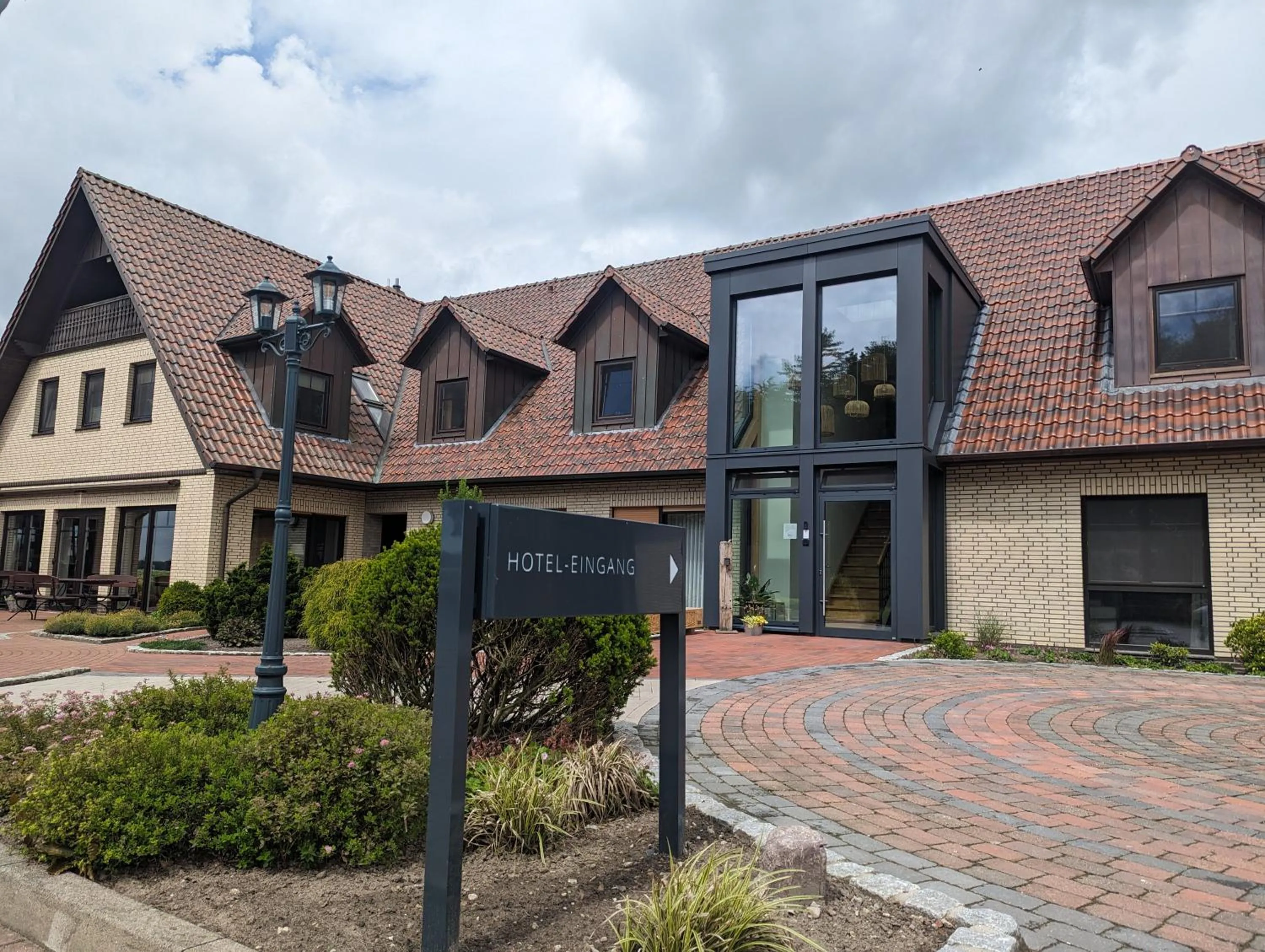 Property building in PaGa - Parkgaststaette