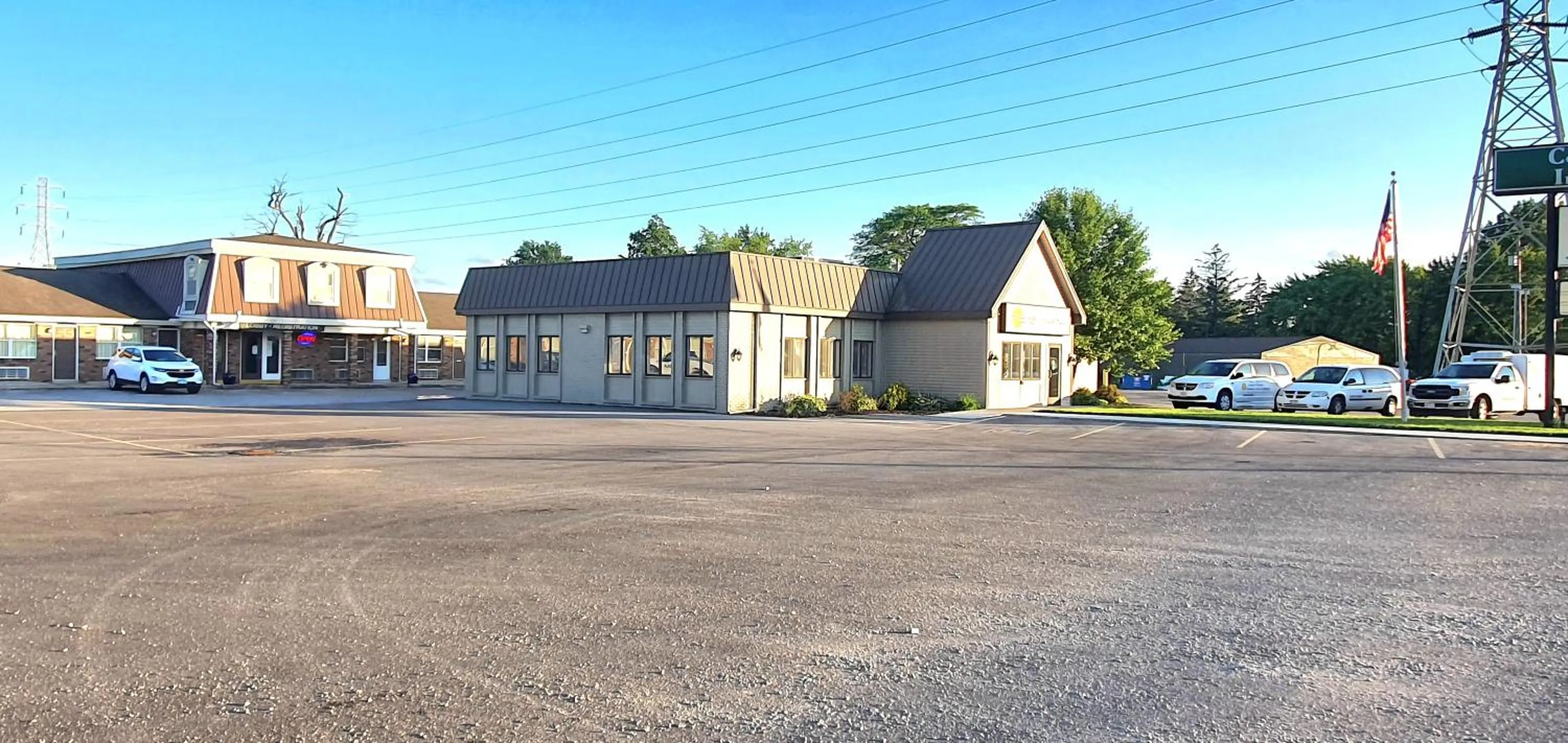 Street view in Country Club Inn & Suites