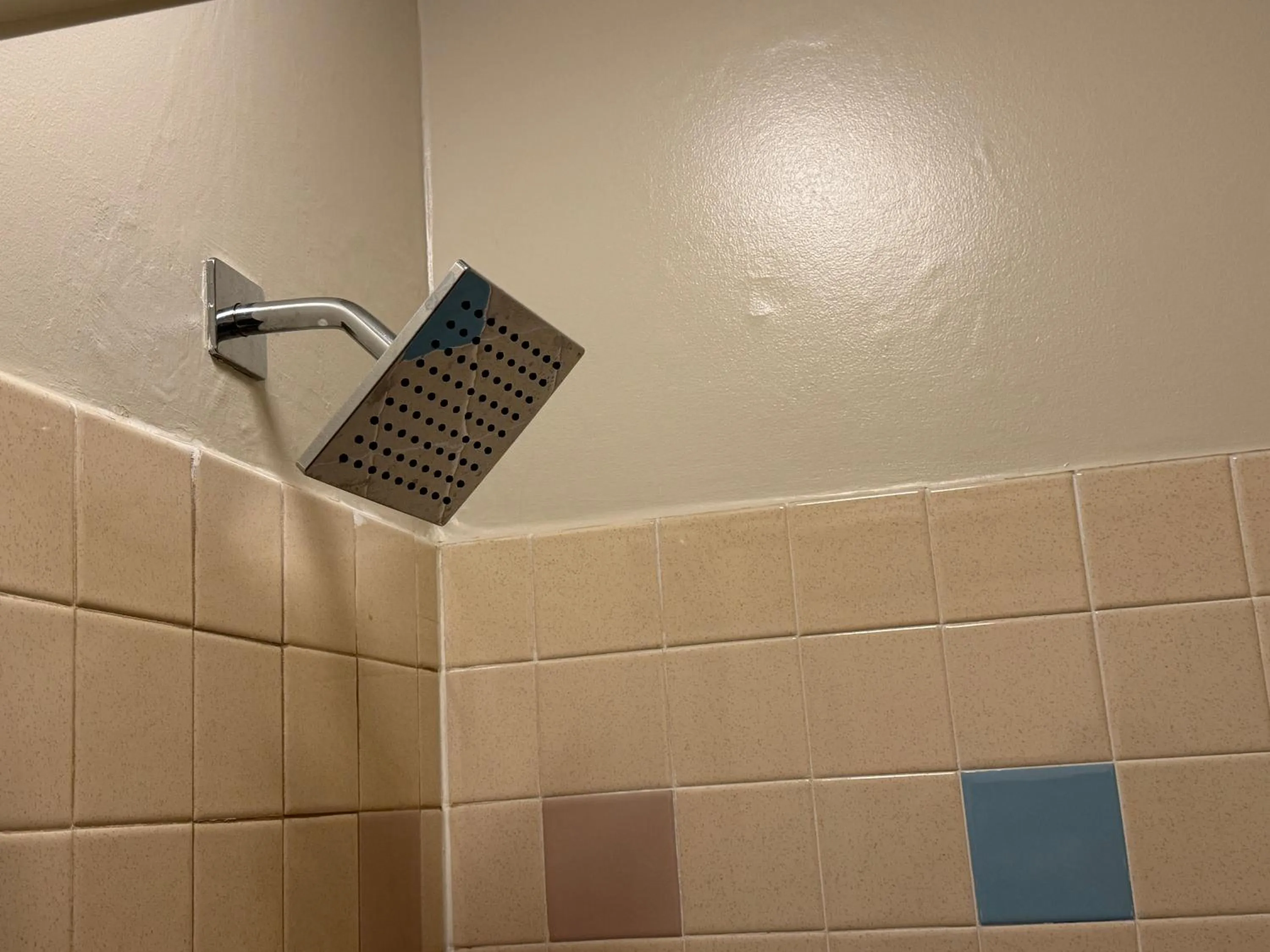 Shower in Country Club Inn & Suites