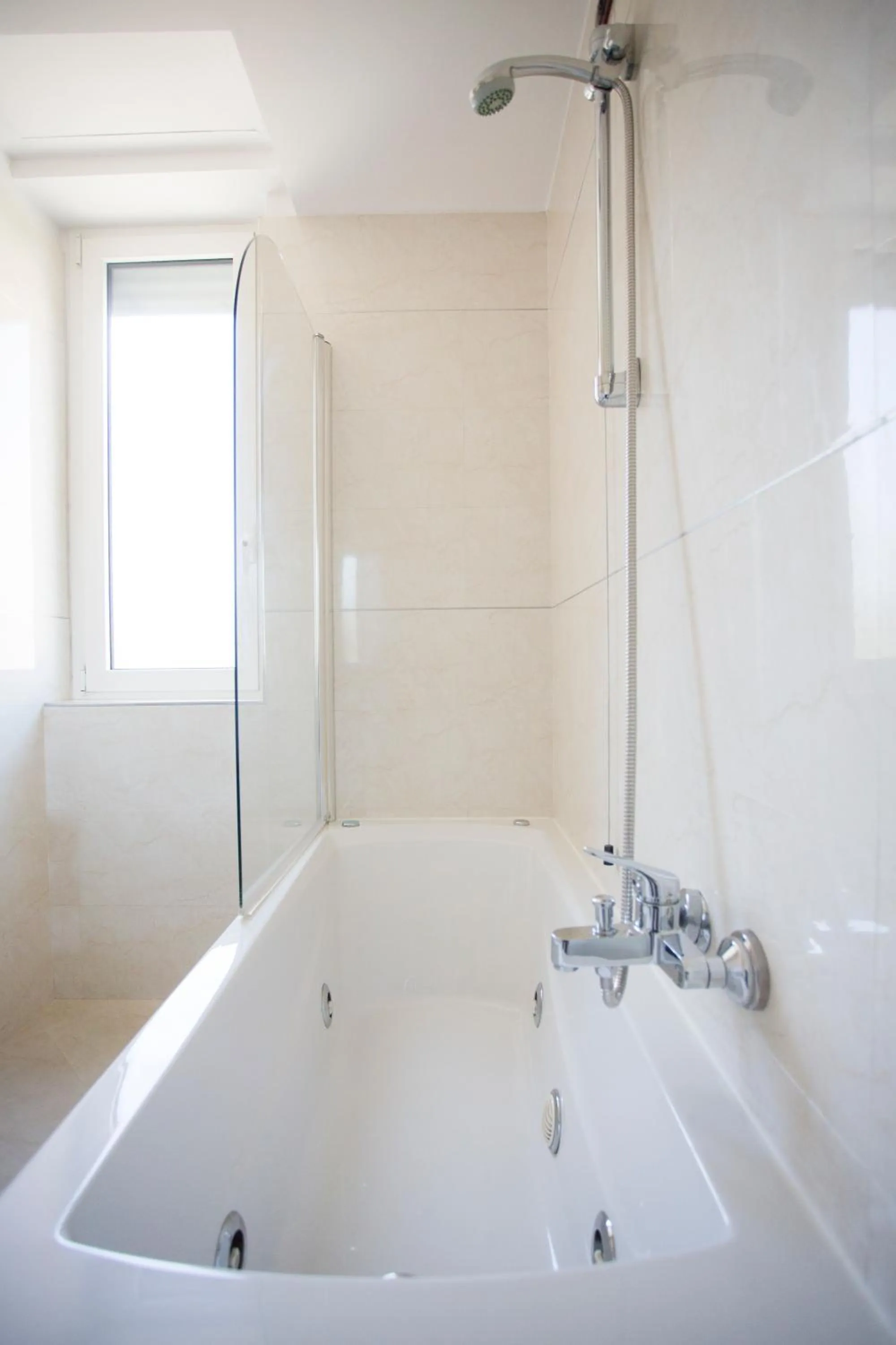 Bathroom in Hotel Europa