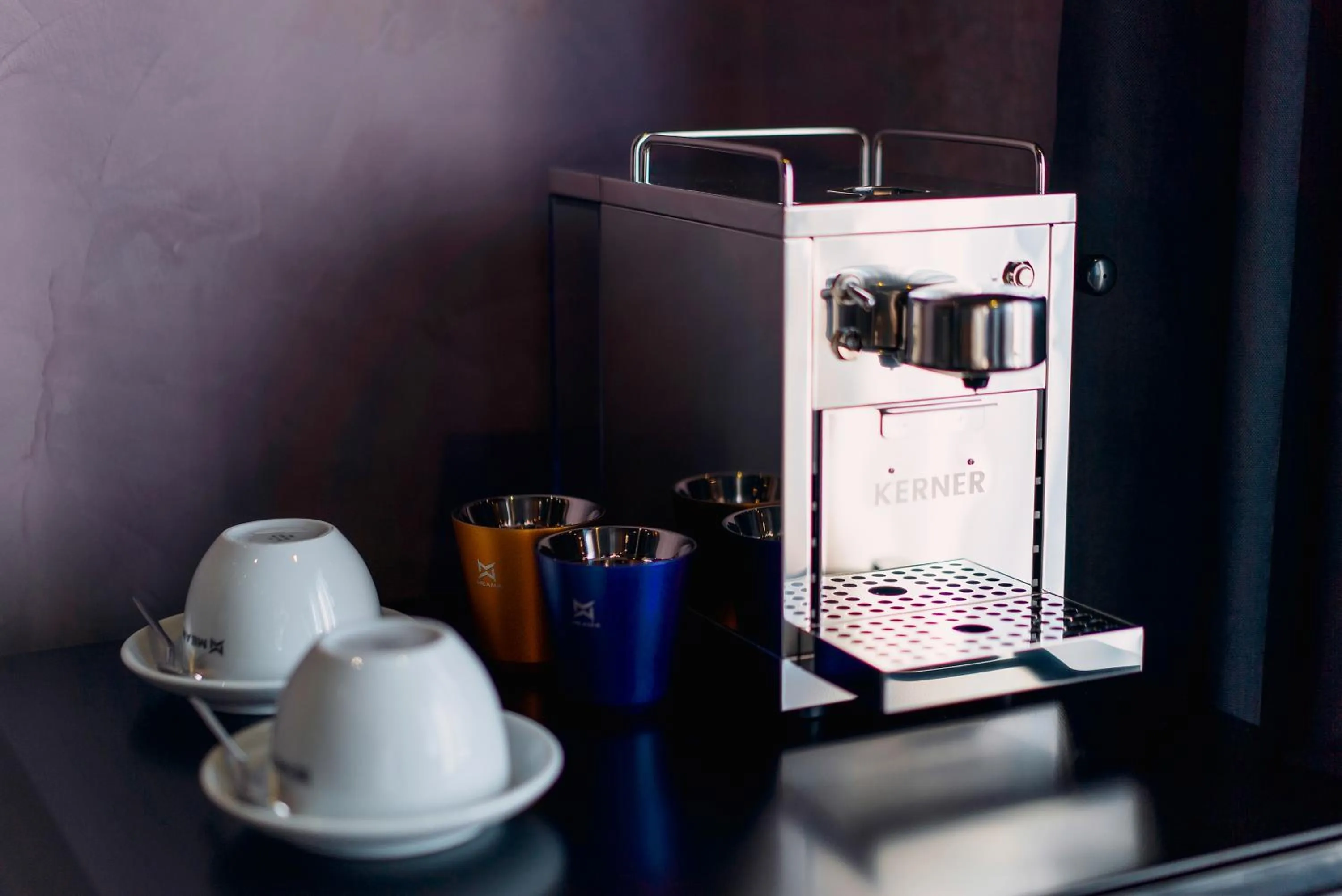 Coffee/tea facilities in Tapis Rouge Design Boutique Hotel
