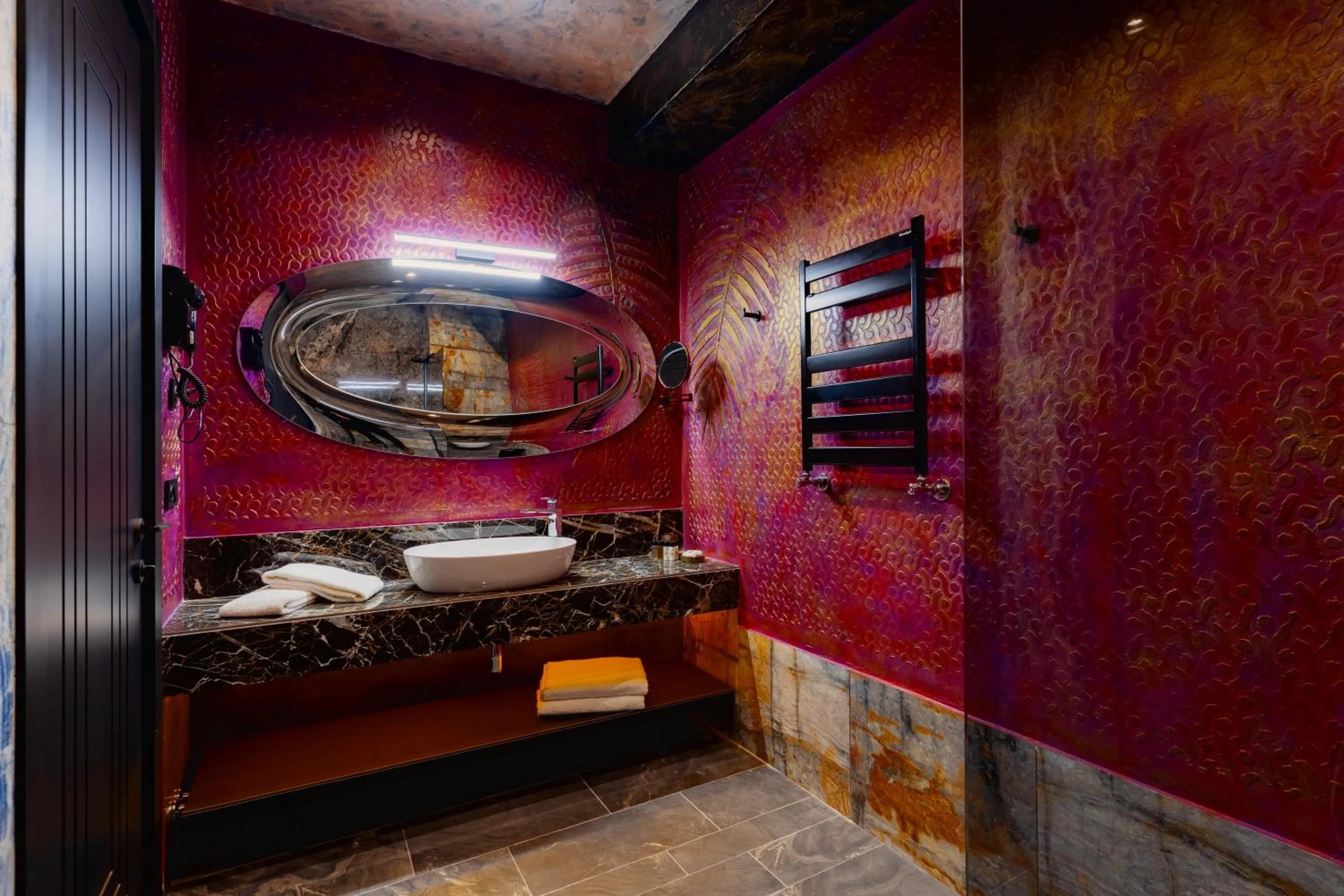 Bathroom in Tapis Rouge Design Boutique Hotel