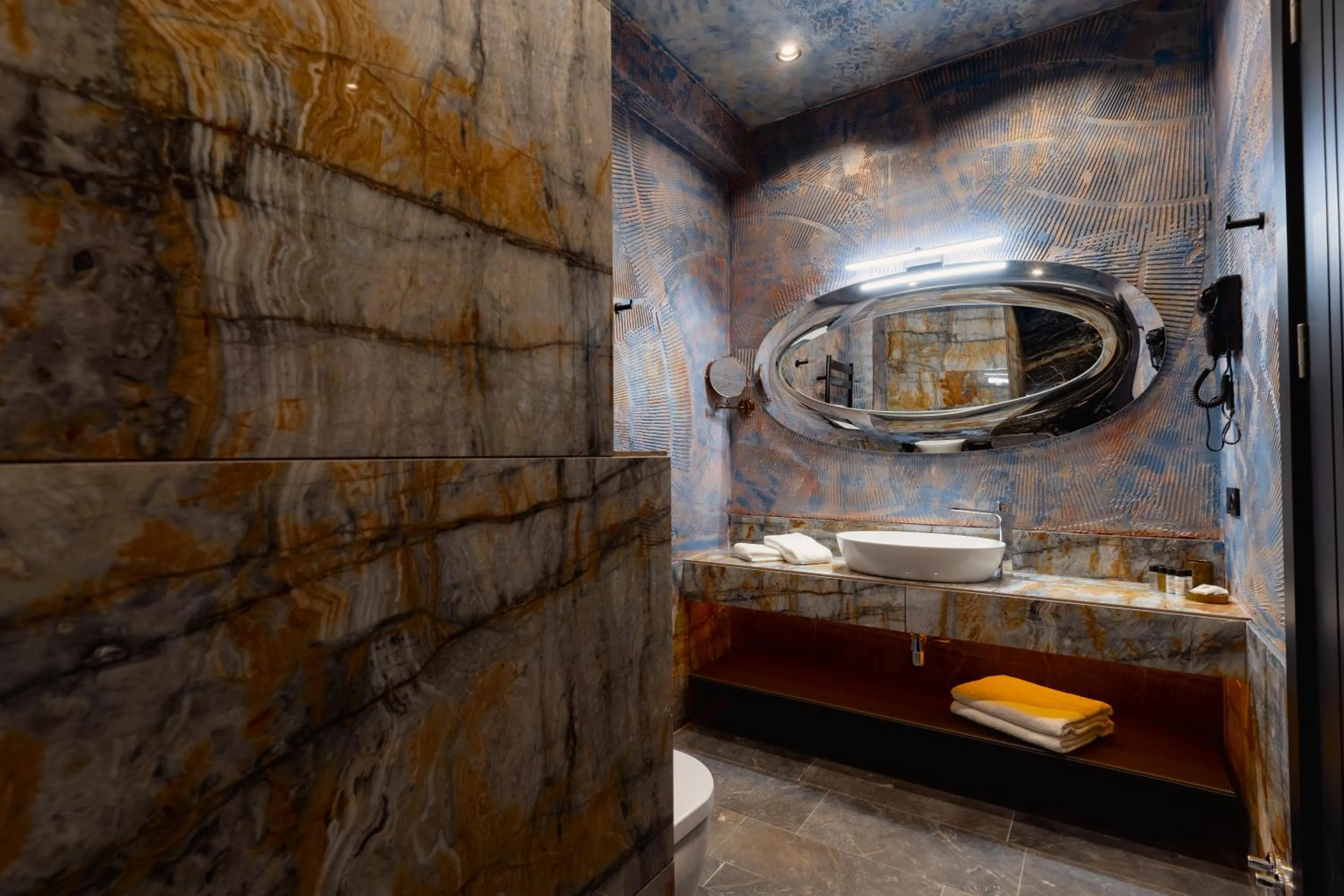 Bathroom in Tapis Rouge Design Boutique Hotel