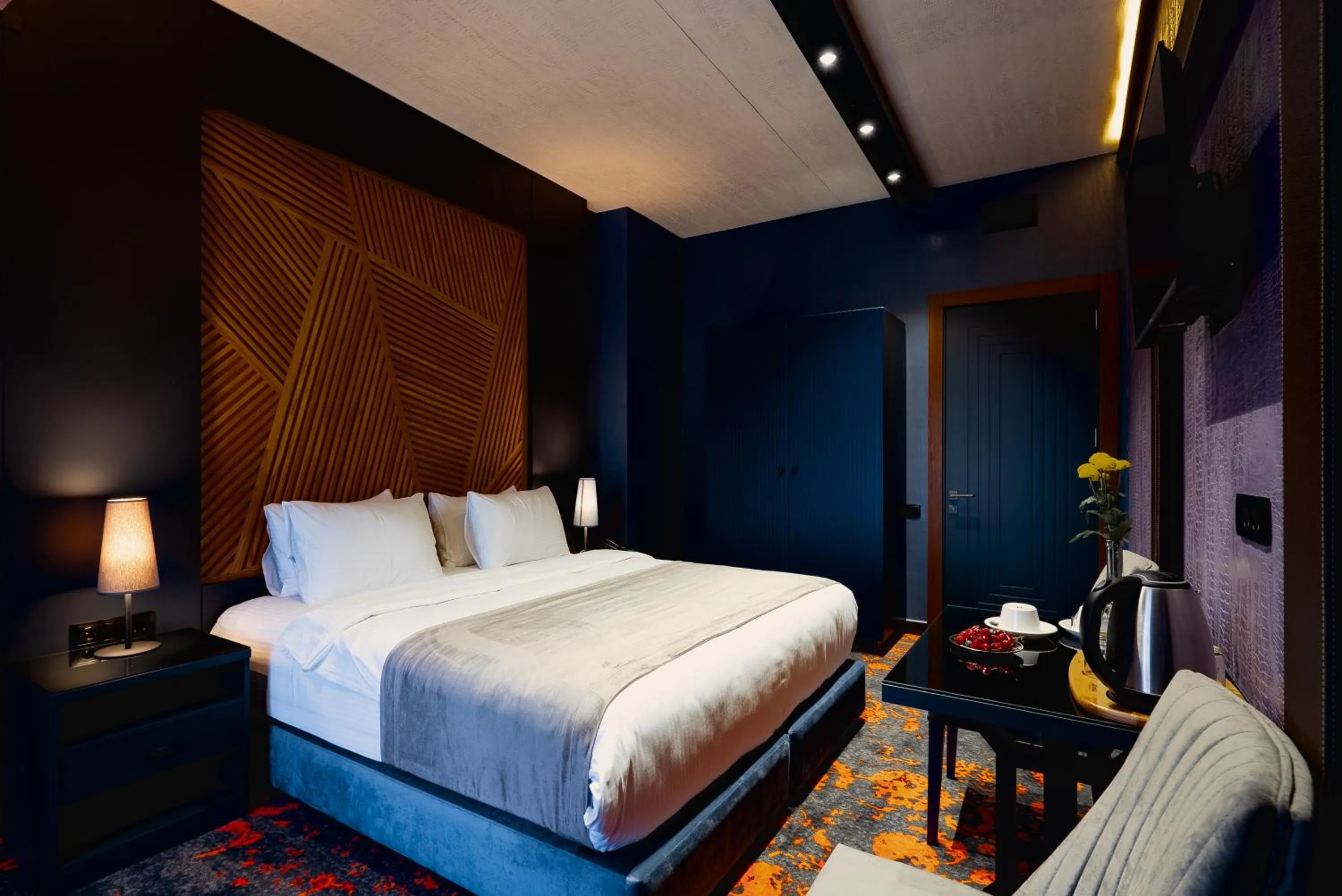 Bedroom, Bed in Tapis Rouge Design Boutique Hotel