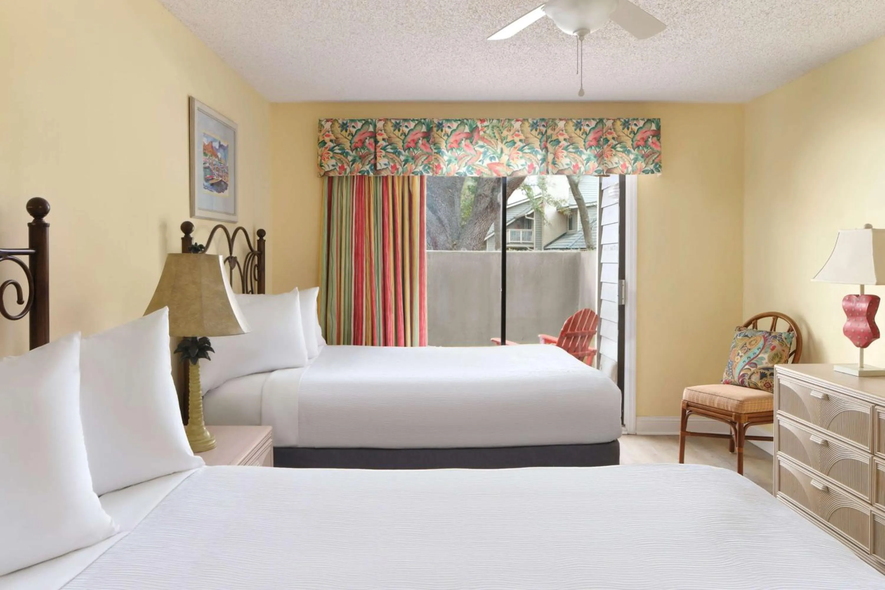 Bed in Kingston Plantation Condos