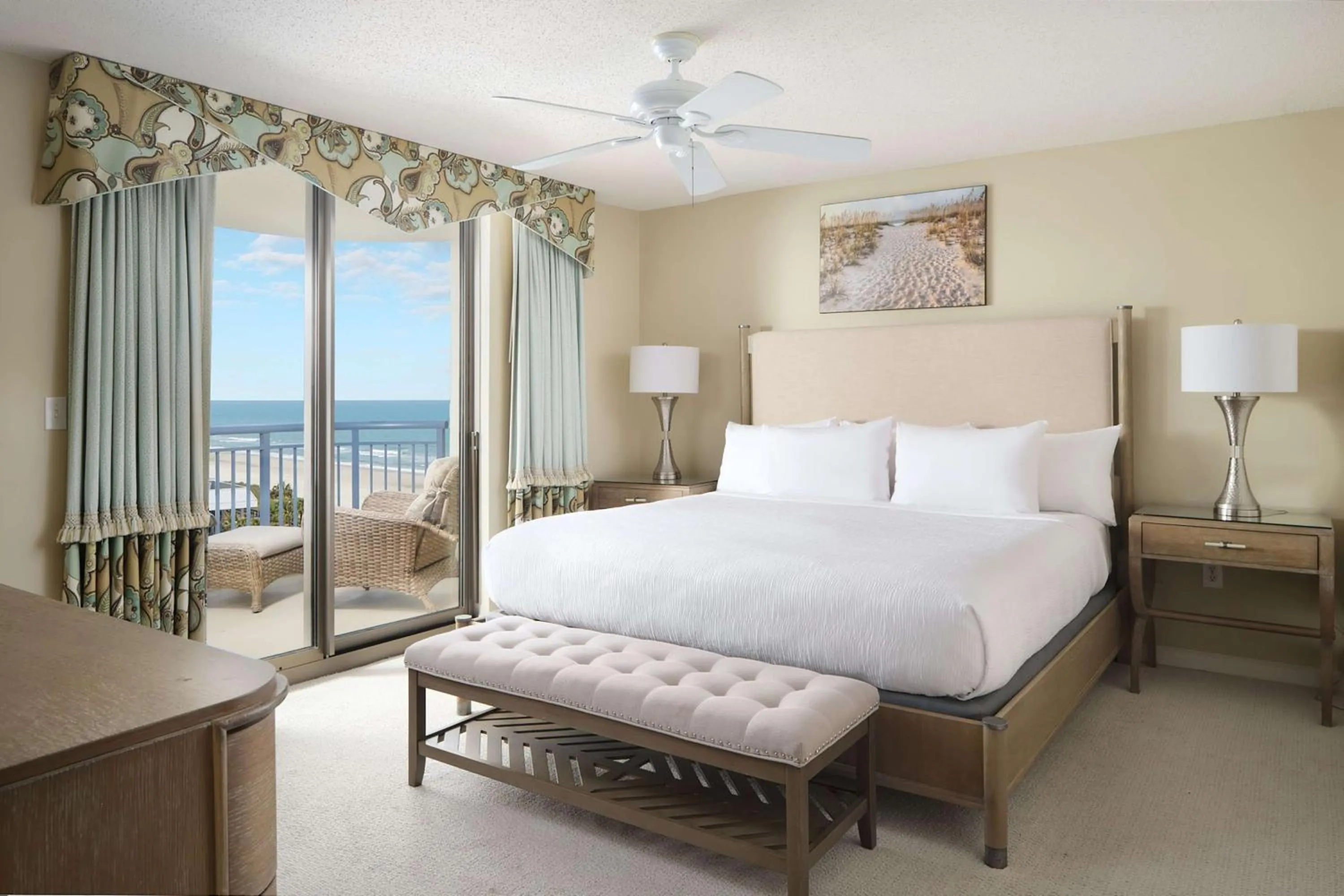 Bed in Kingston Plantation Condos