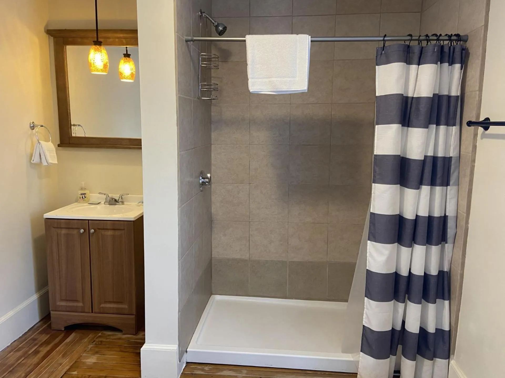 The Whitetail Inn and Suites- Lincoln