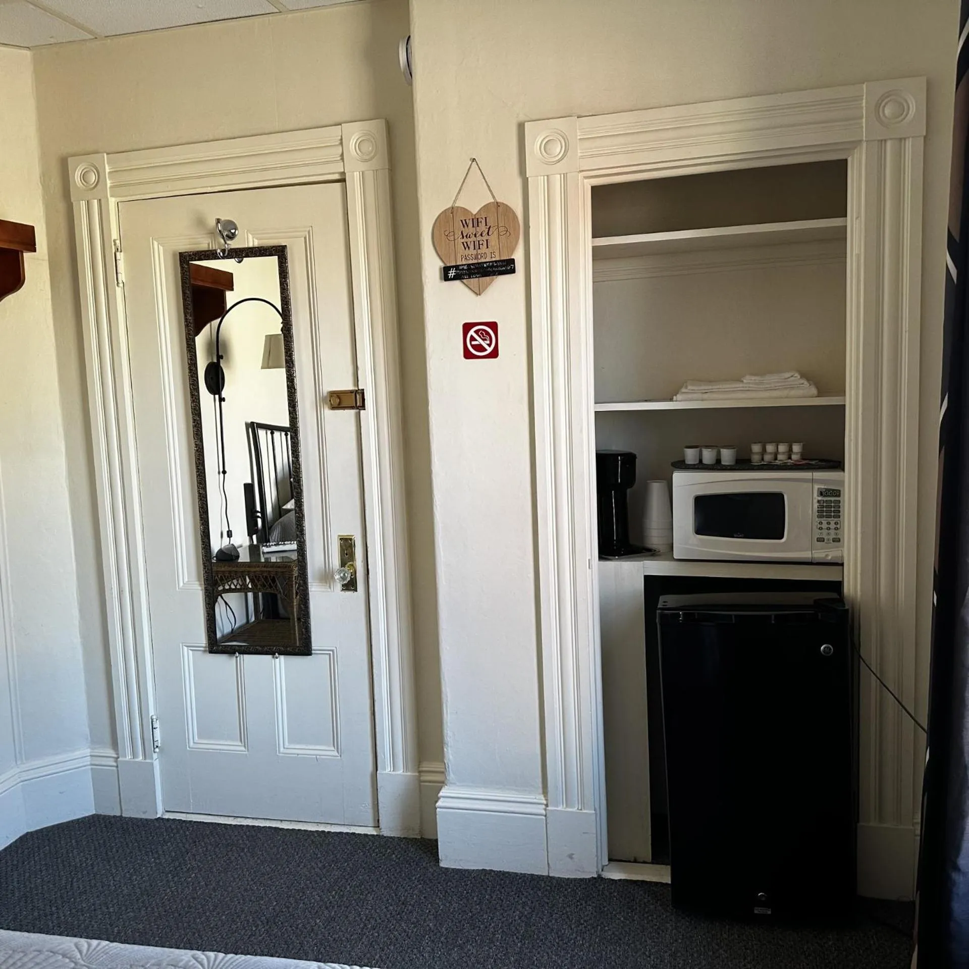 The Whitetail Inn and Suites- Lincoln