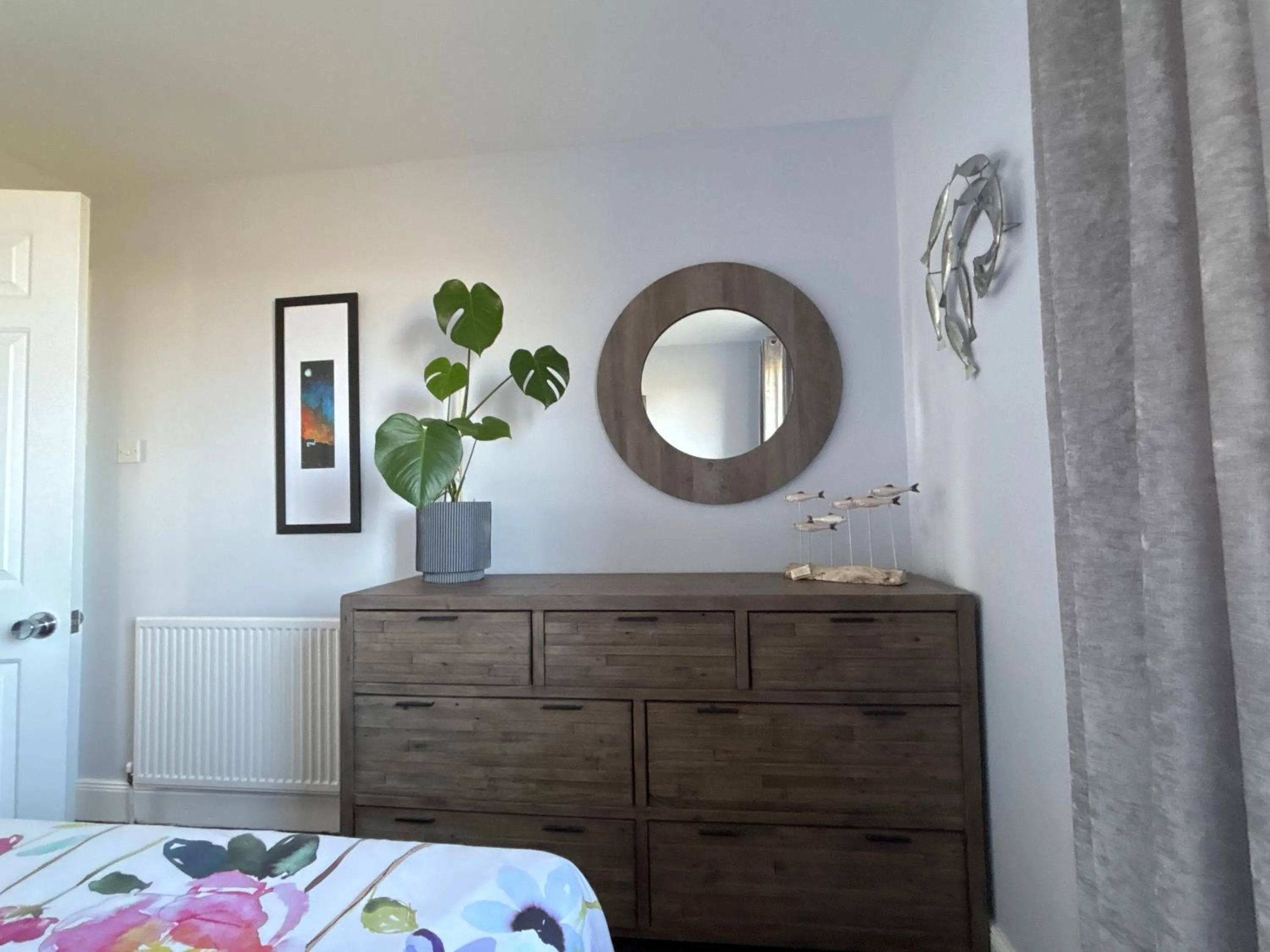 Bed in The Fisherman's Snug self catering North Uist