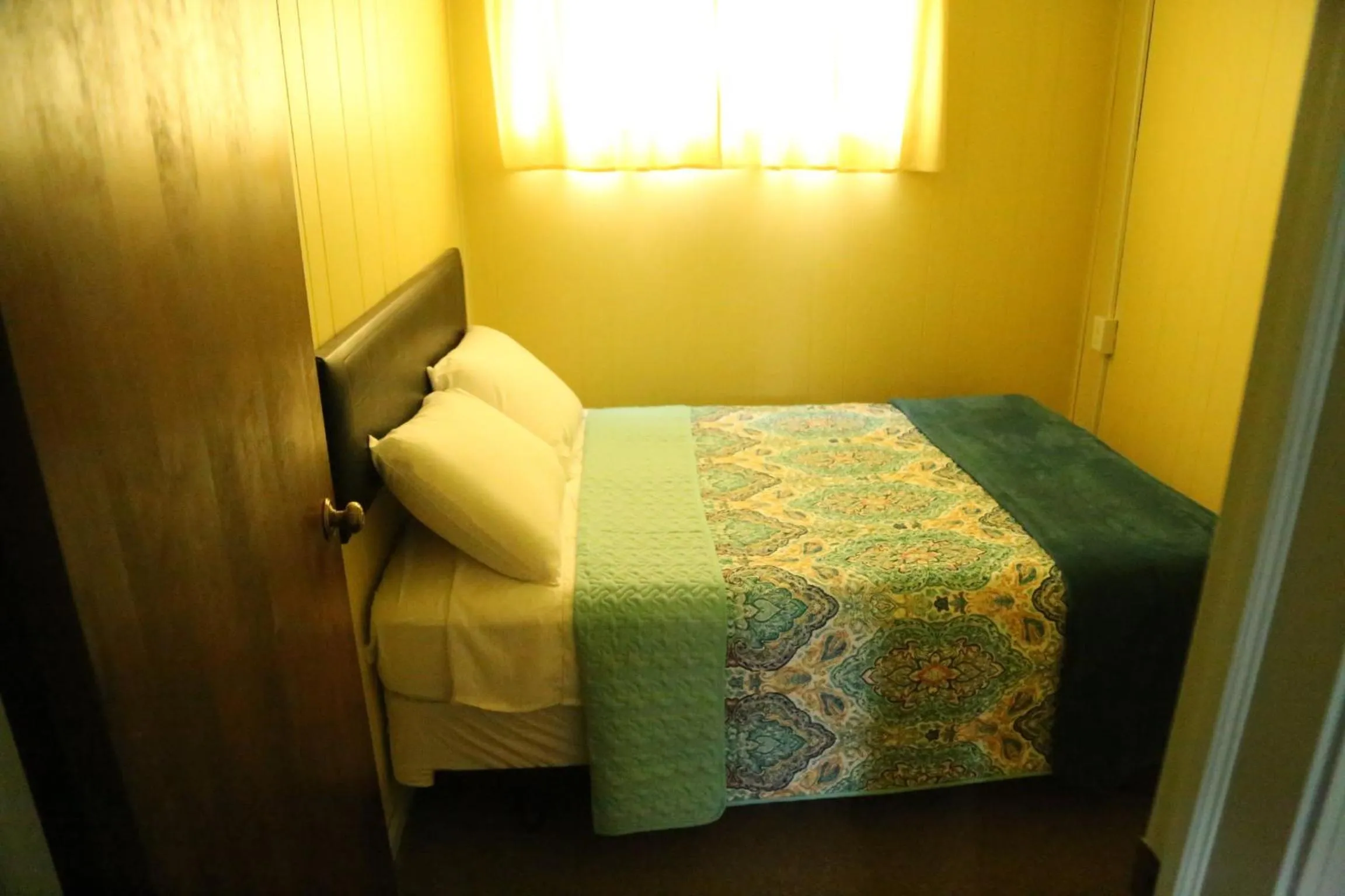 Bed in Paradise Beach resort