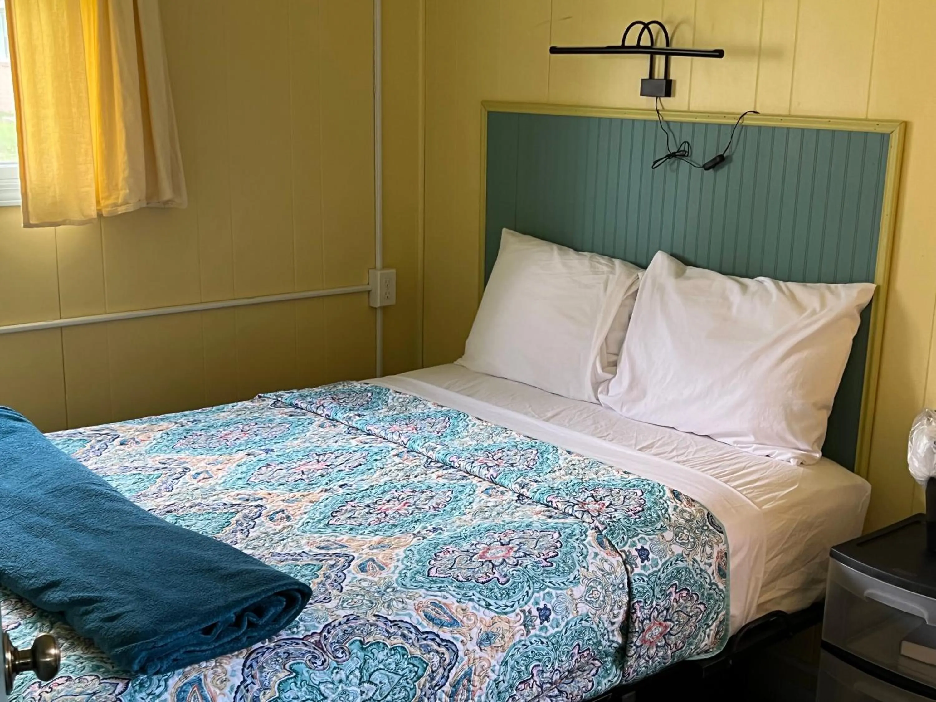 Bed in Paradise Beach resort