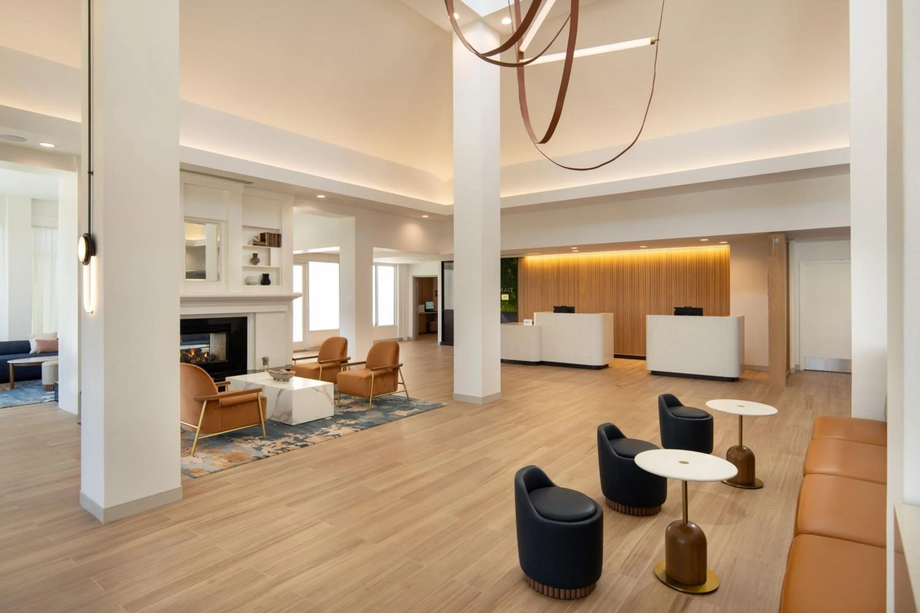 Lobby or reception in Courtyard San Francisco Airport Burlingame