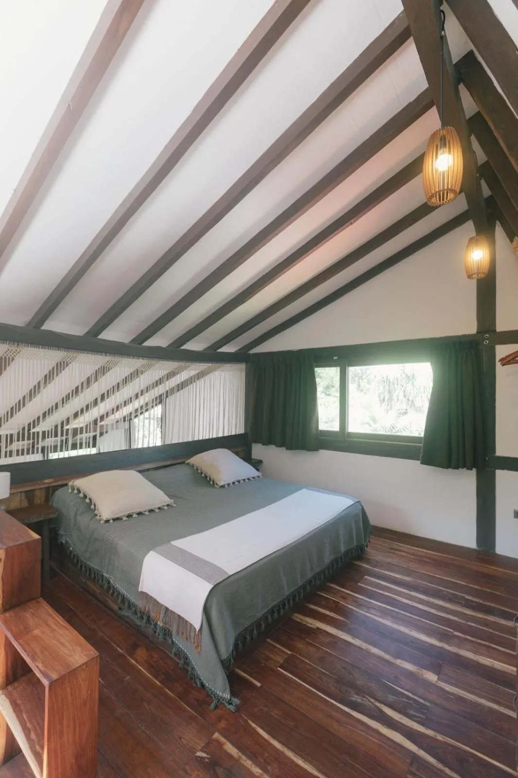 Bed in Nahouse Jungle Lodges