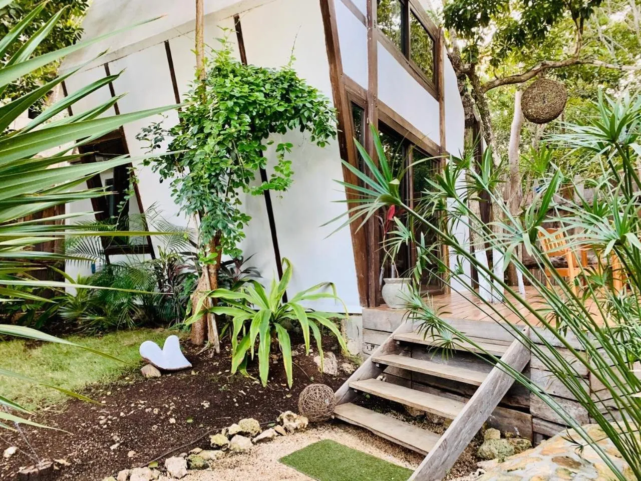 Property building in Nahouse Jungle Lodges