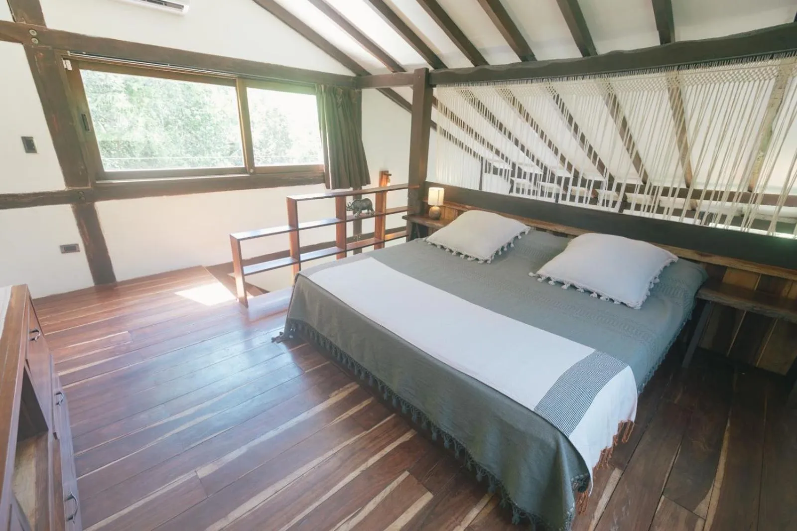 Bed in Nahouse Jungle Lodges
