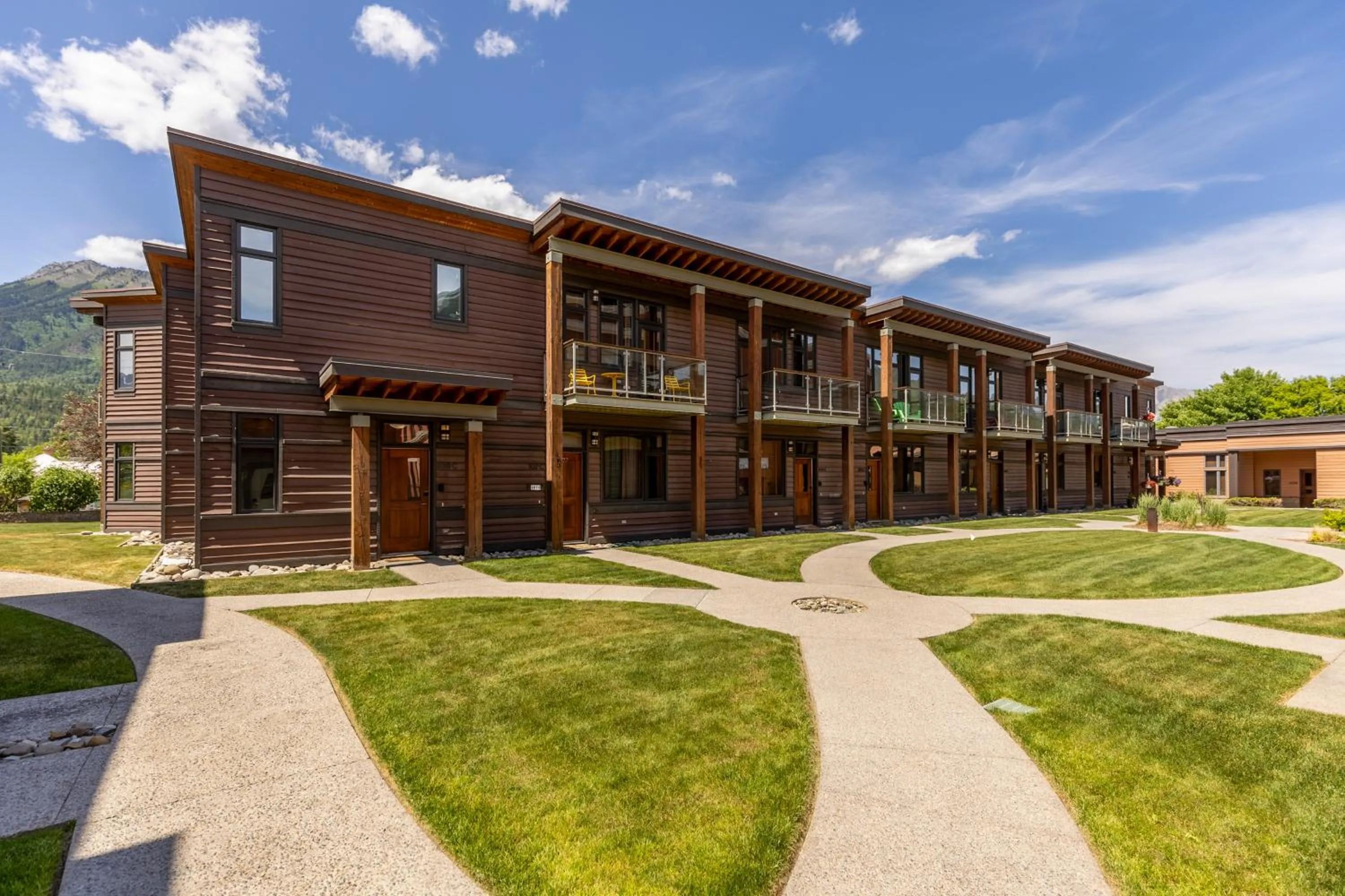 901 by Fernie Central Reservations