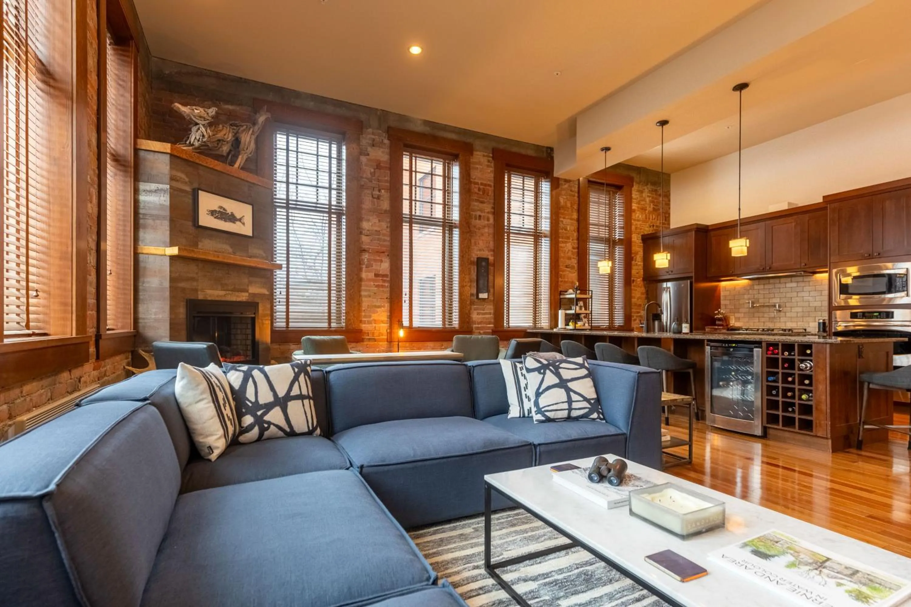 901 by Fernie Central Reservations