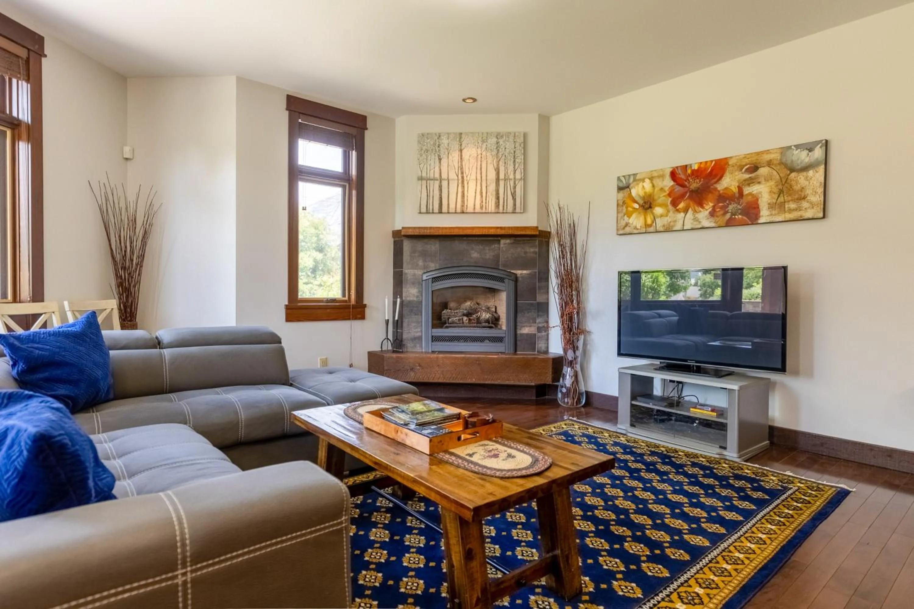 901 by Fernie Central Reservations