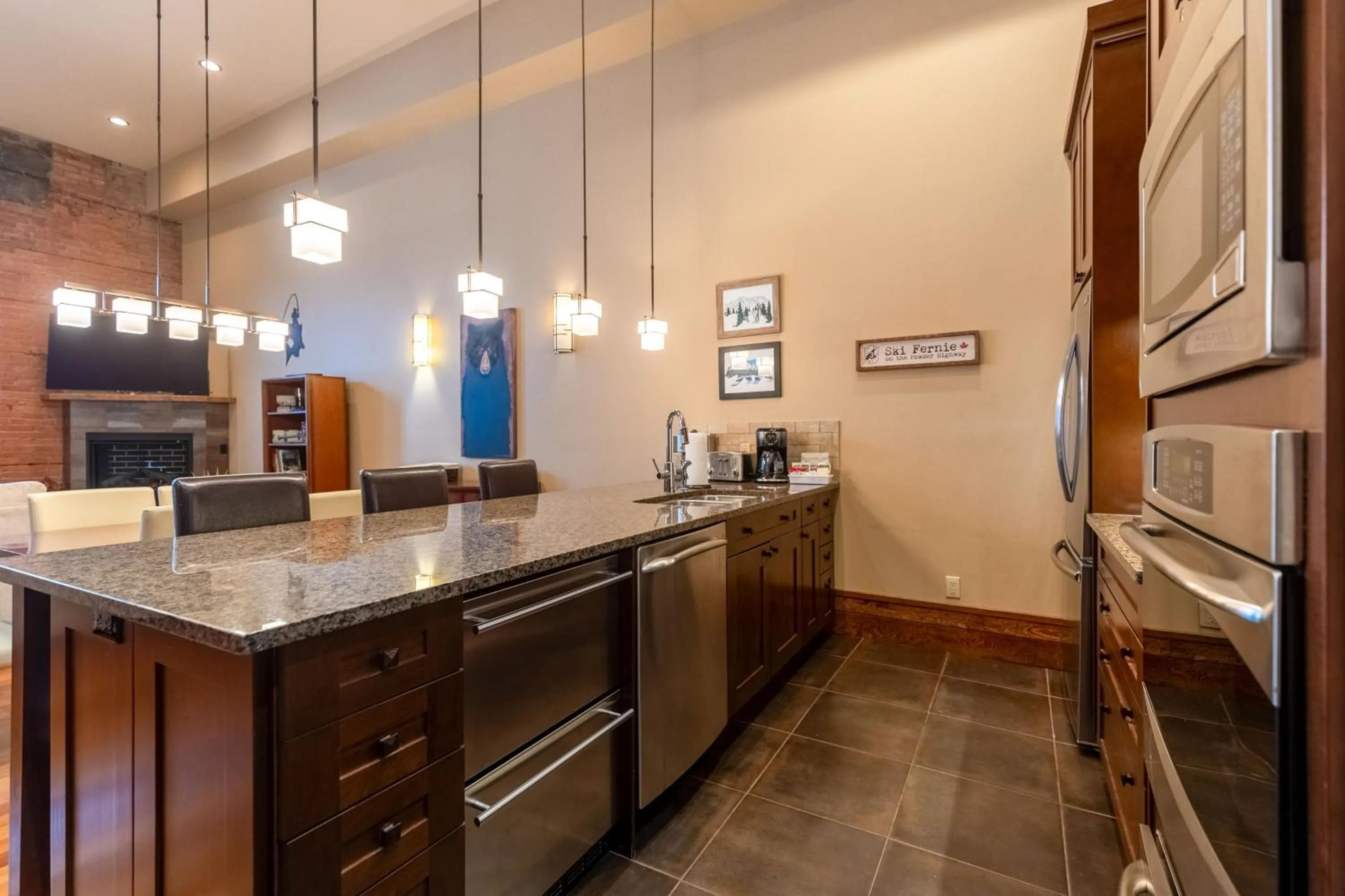 901 by Fernie Central Reservations