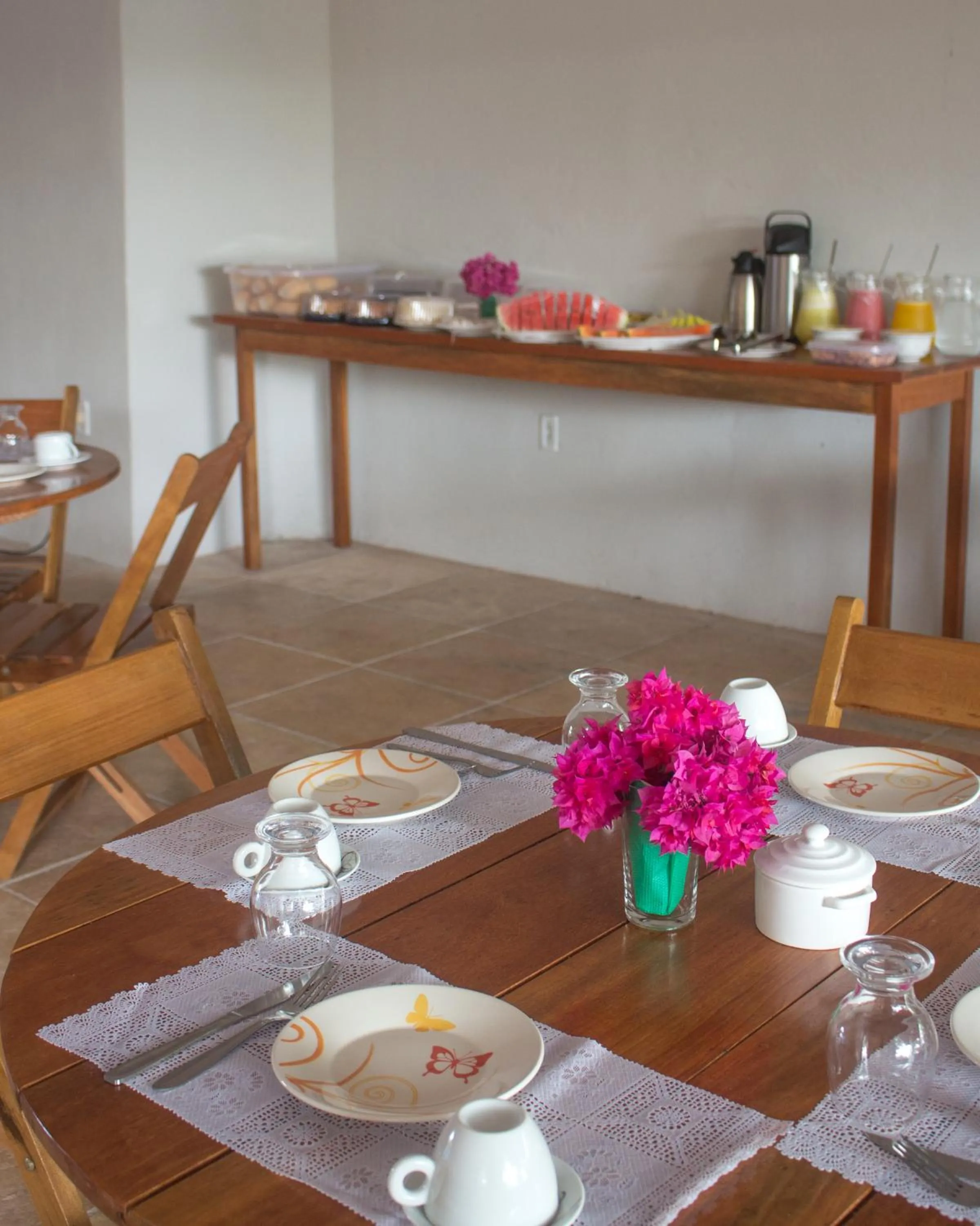 Restaurant/places to eat in Pedacinho do Paraiso Pousada