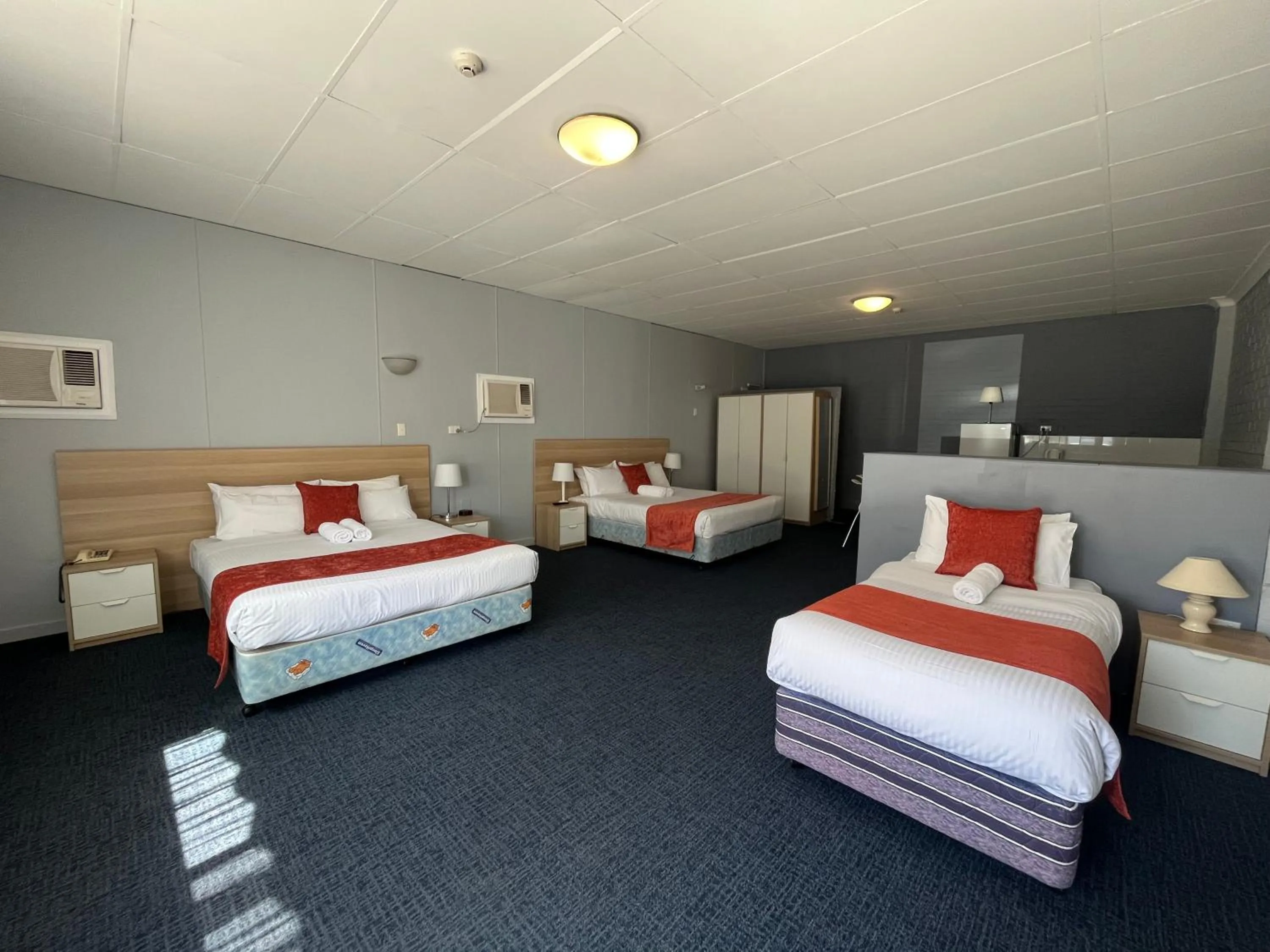 Bed in Princes Lodge Motel