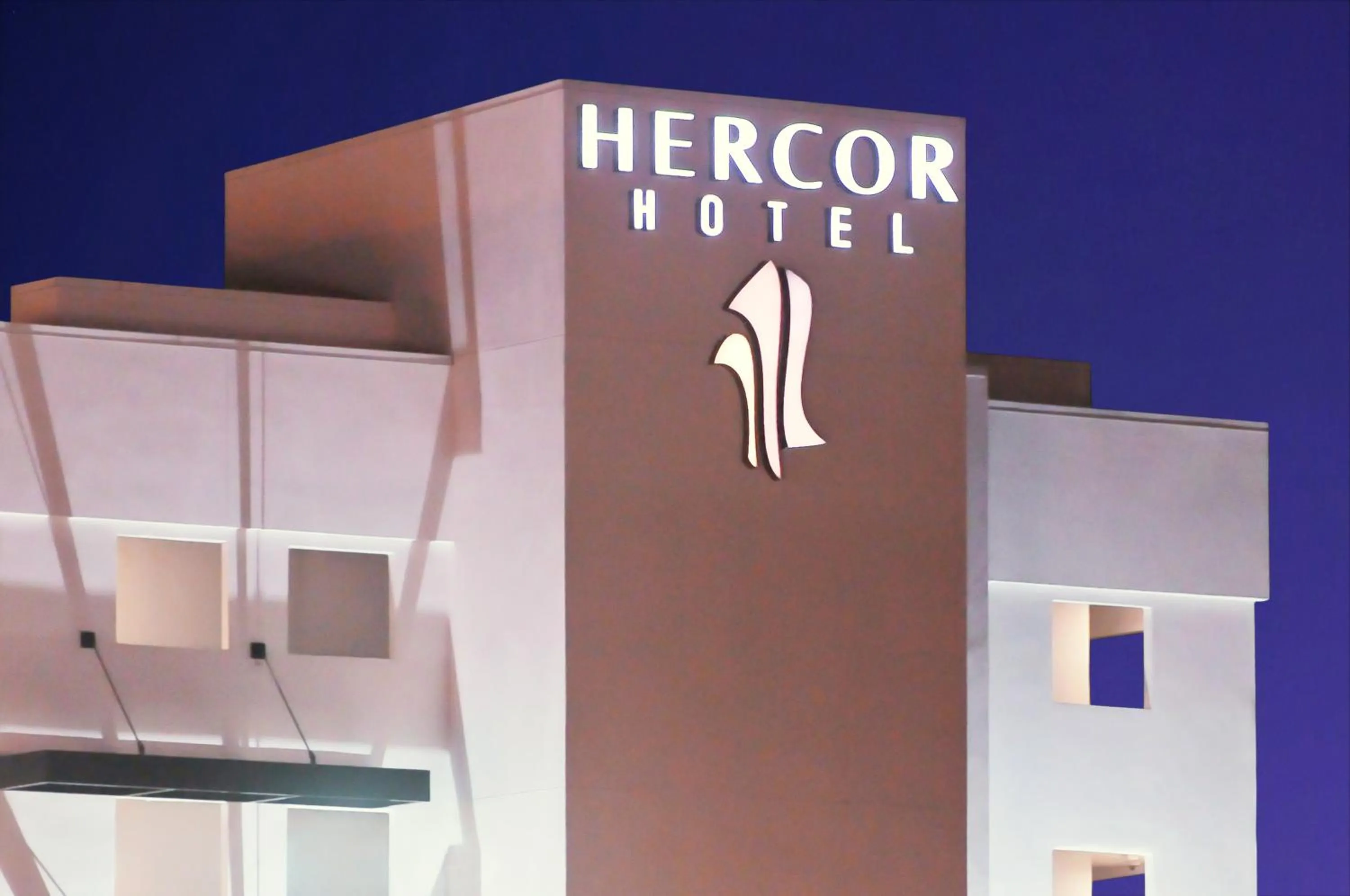 Facade/entrance in Hercor Hotel - Urban Boutique
